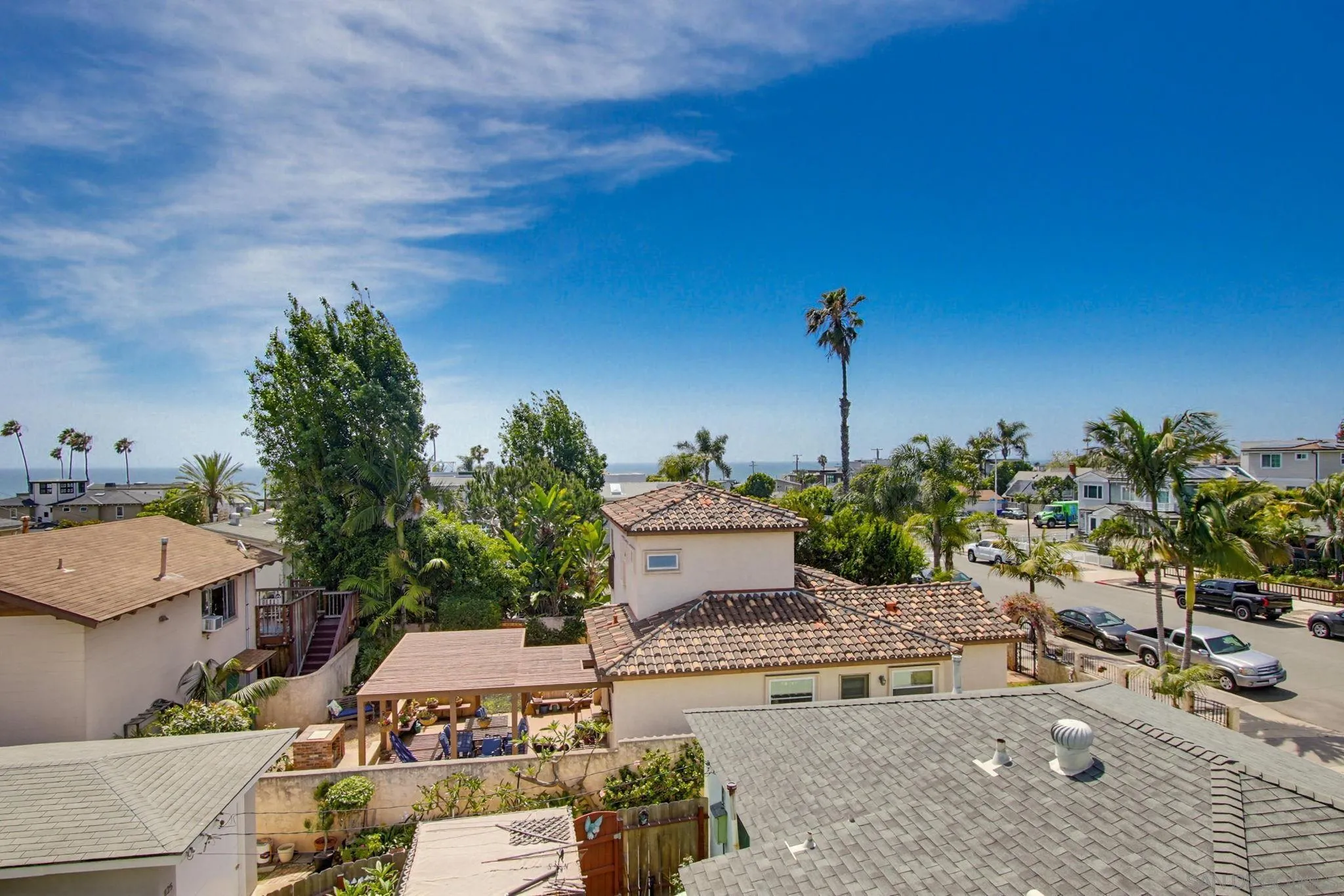 835 Beryl St.