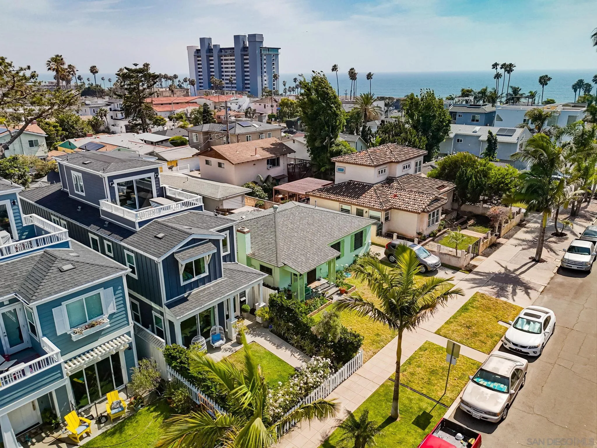 835 Beryl St.