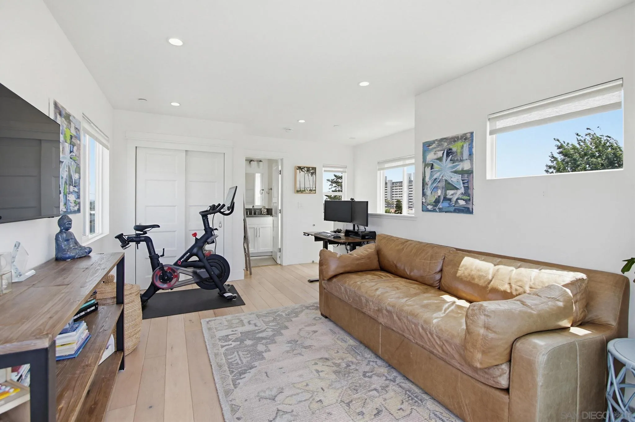 835 Beryl St.