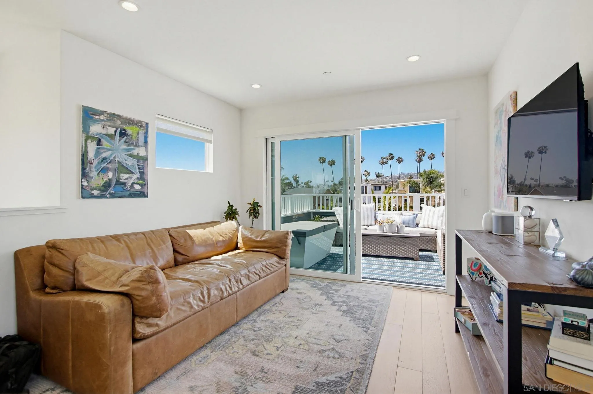 835 Beryl St.
