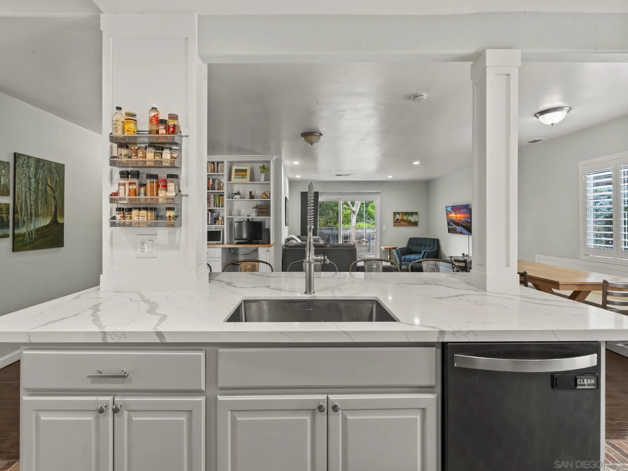 9644 Cecilwood