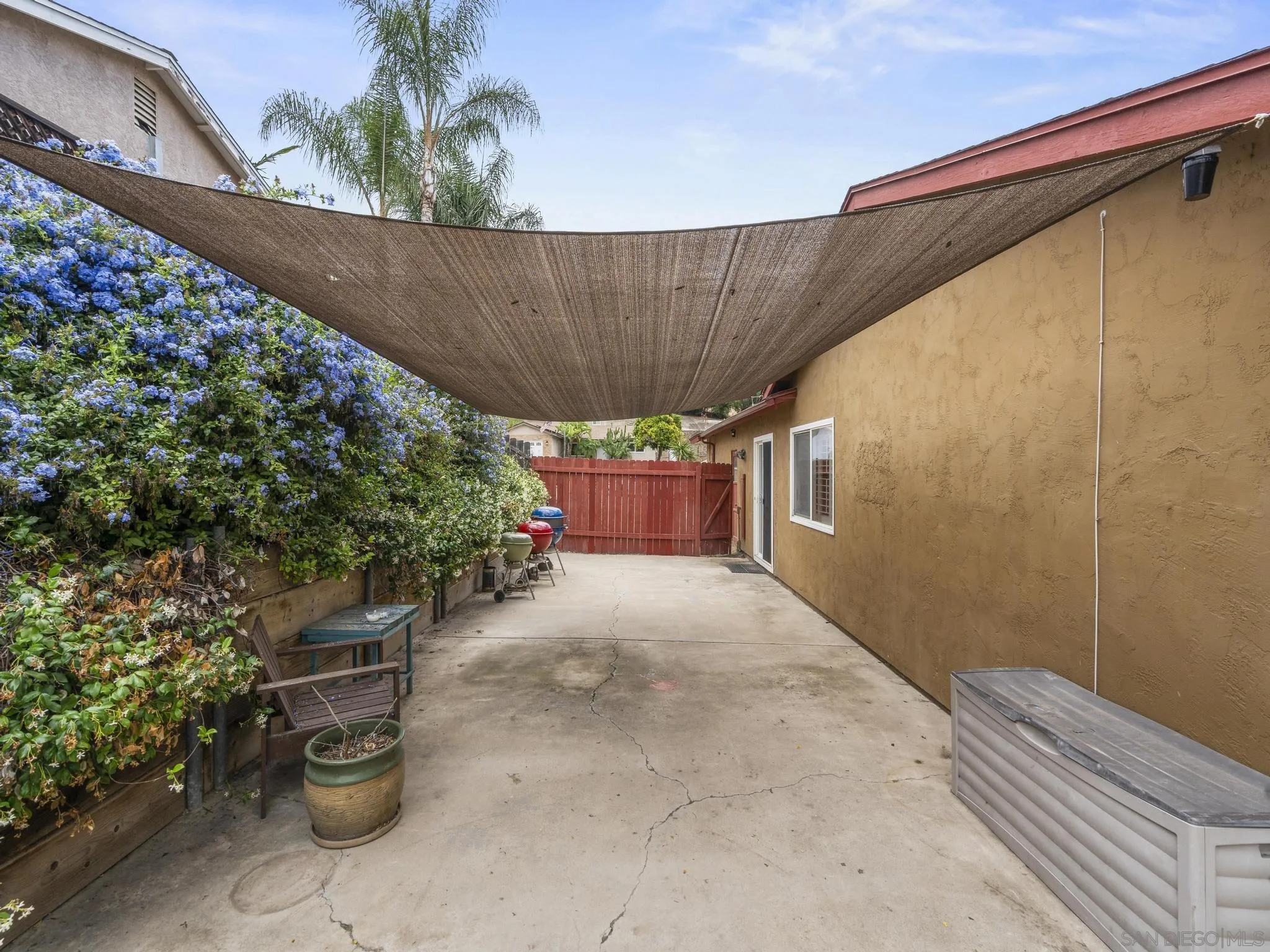 9644 Cecilwood
