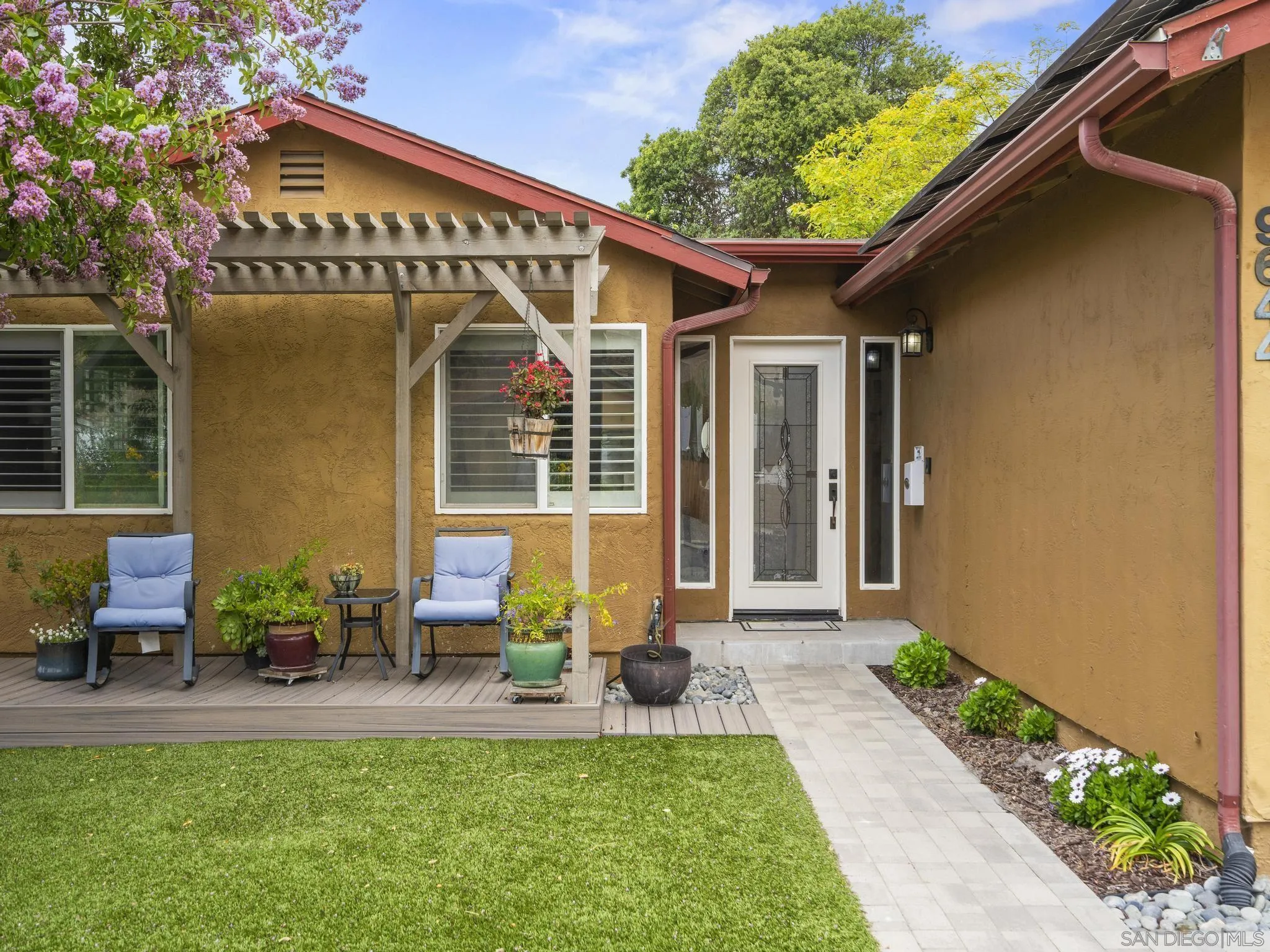 9644 Cecilwood