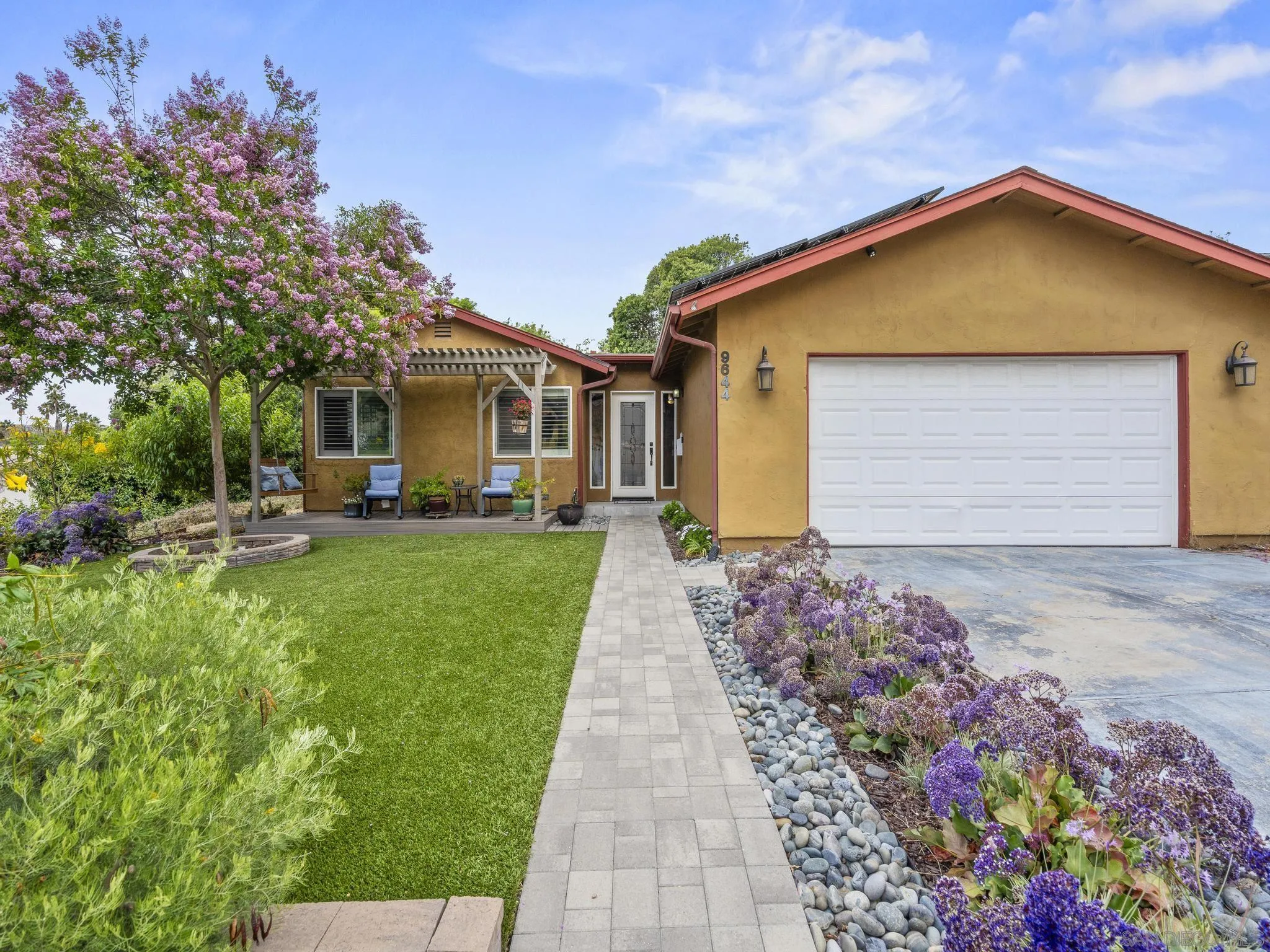 9644 Cecilwood