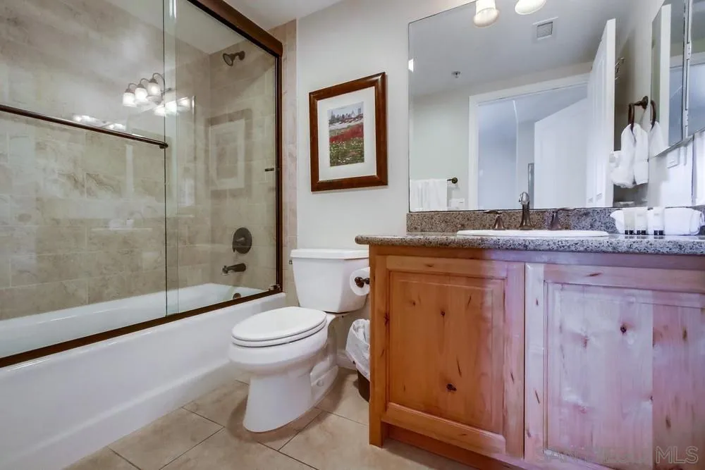 4151 Mission Unit 213