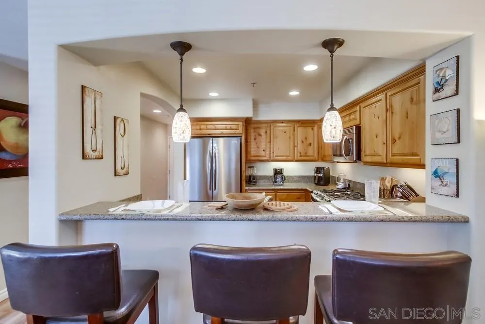 4151 Mission Unit 213