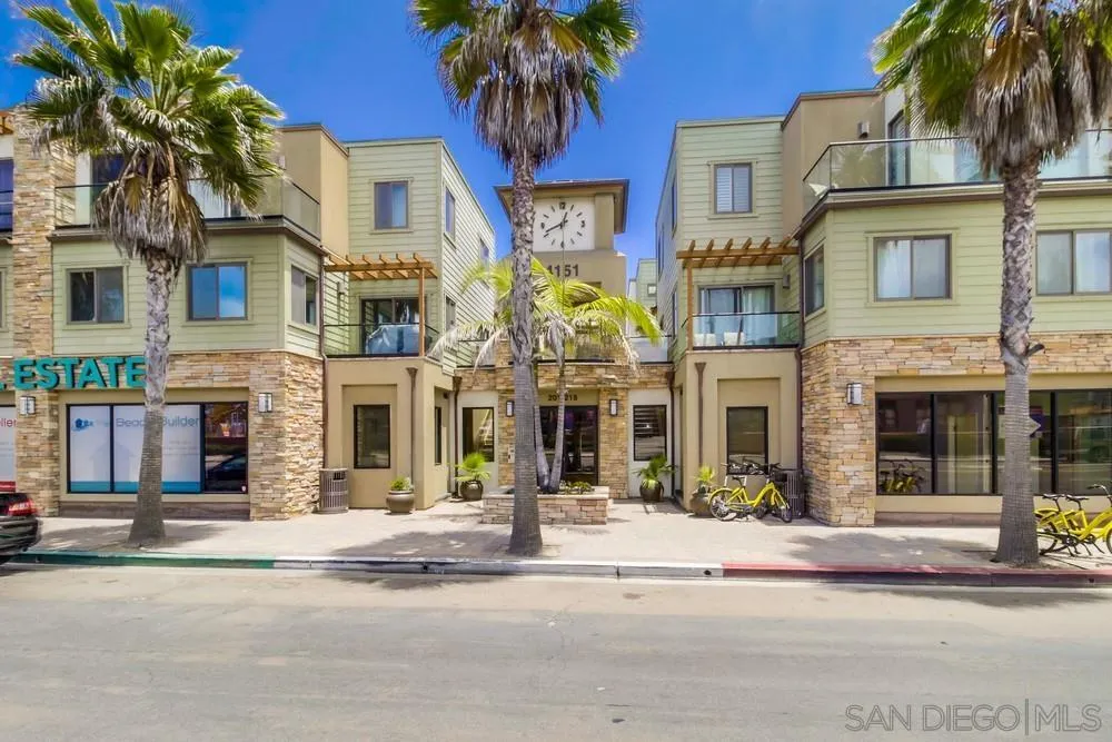 4151 Mission Unit 213