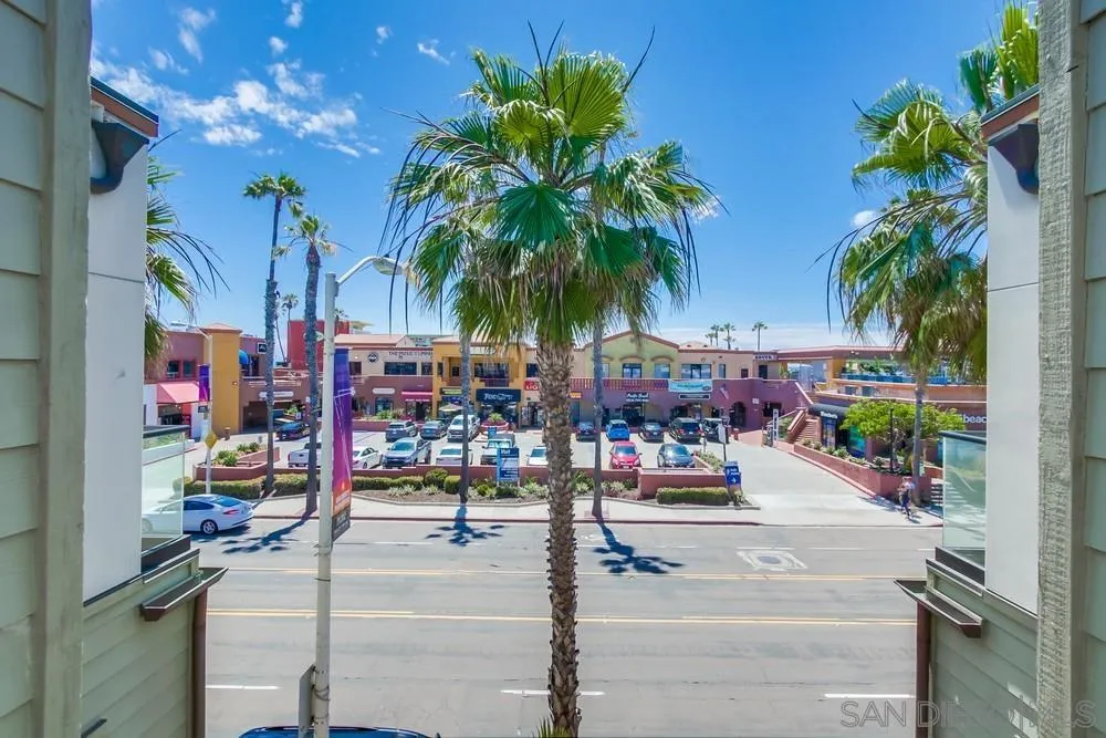 4151 Mission Unit 213