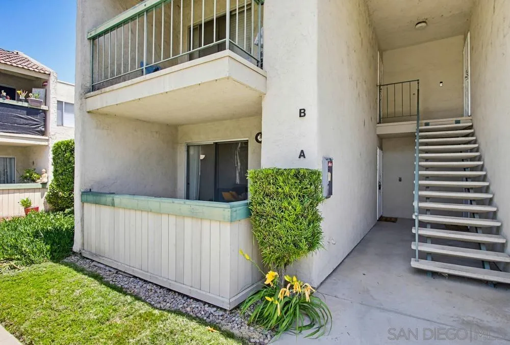 12728 Lakeshore Dr Unit A