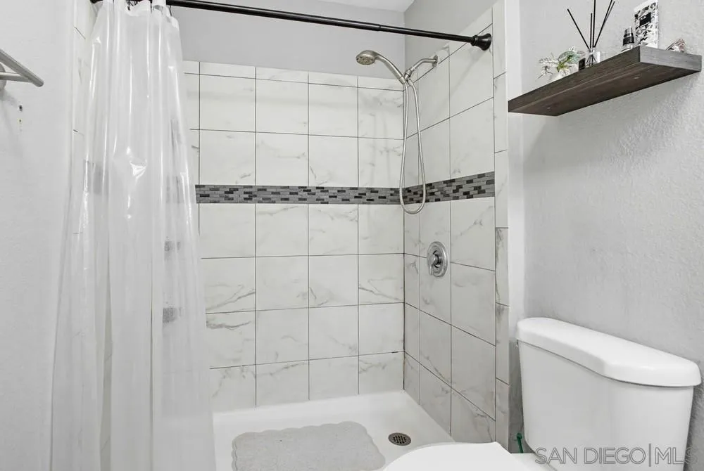 12728 Lakeshore Dr Unit A