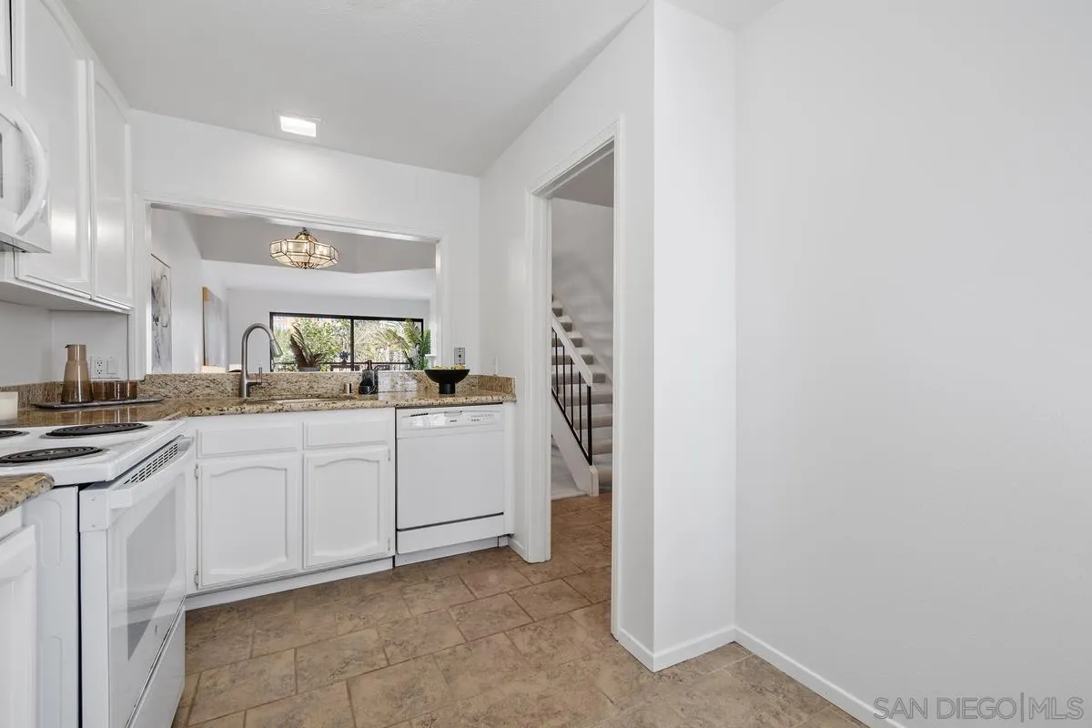 3525 Lebon Dr. Unit 302