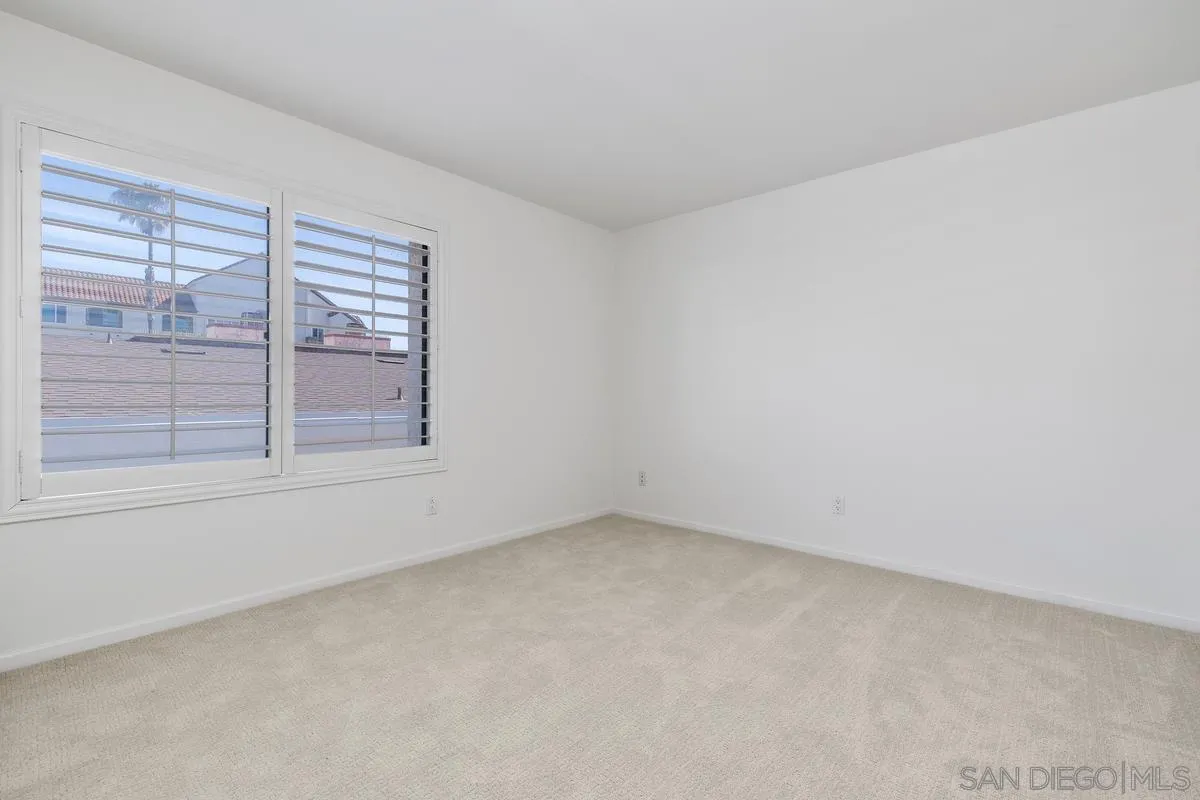 3525 Lebon Dr. Unit 302