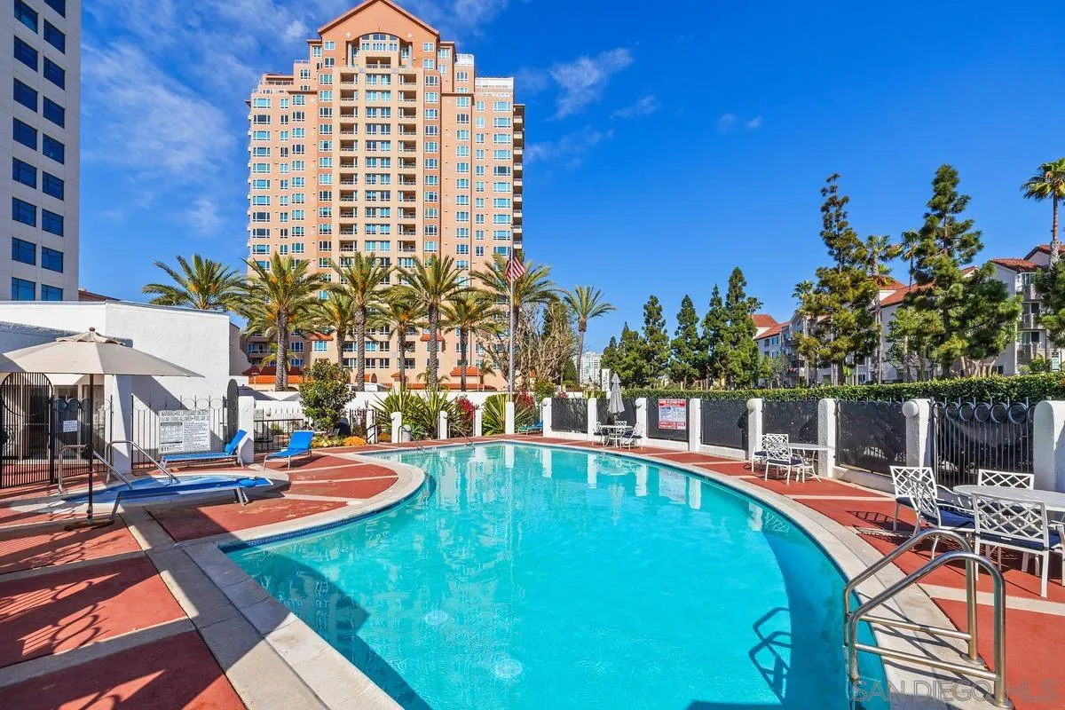3525 Lebon Dr. Unit 302