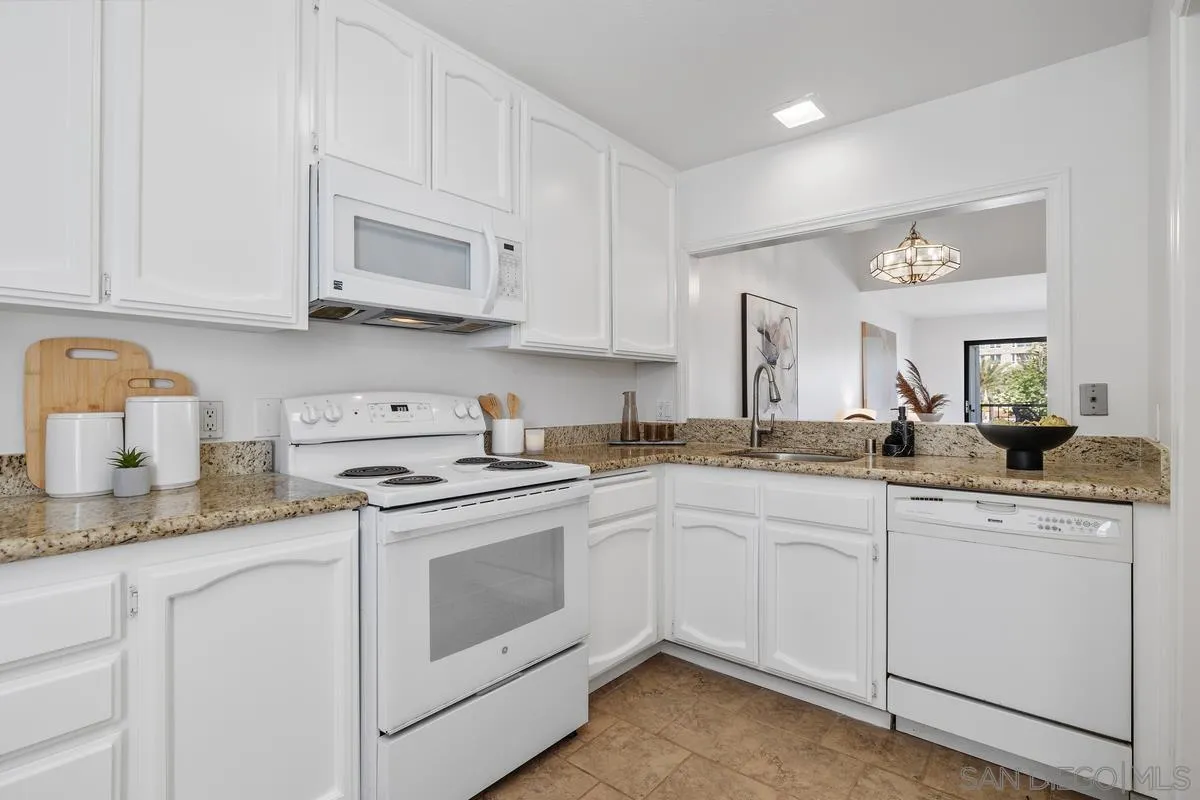 3525 Lebon Dr. Unit 302