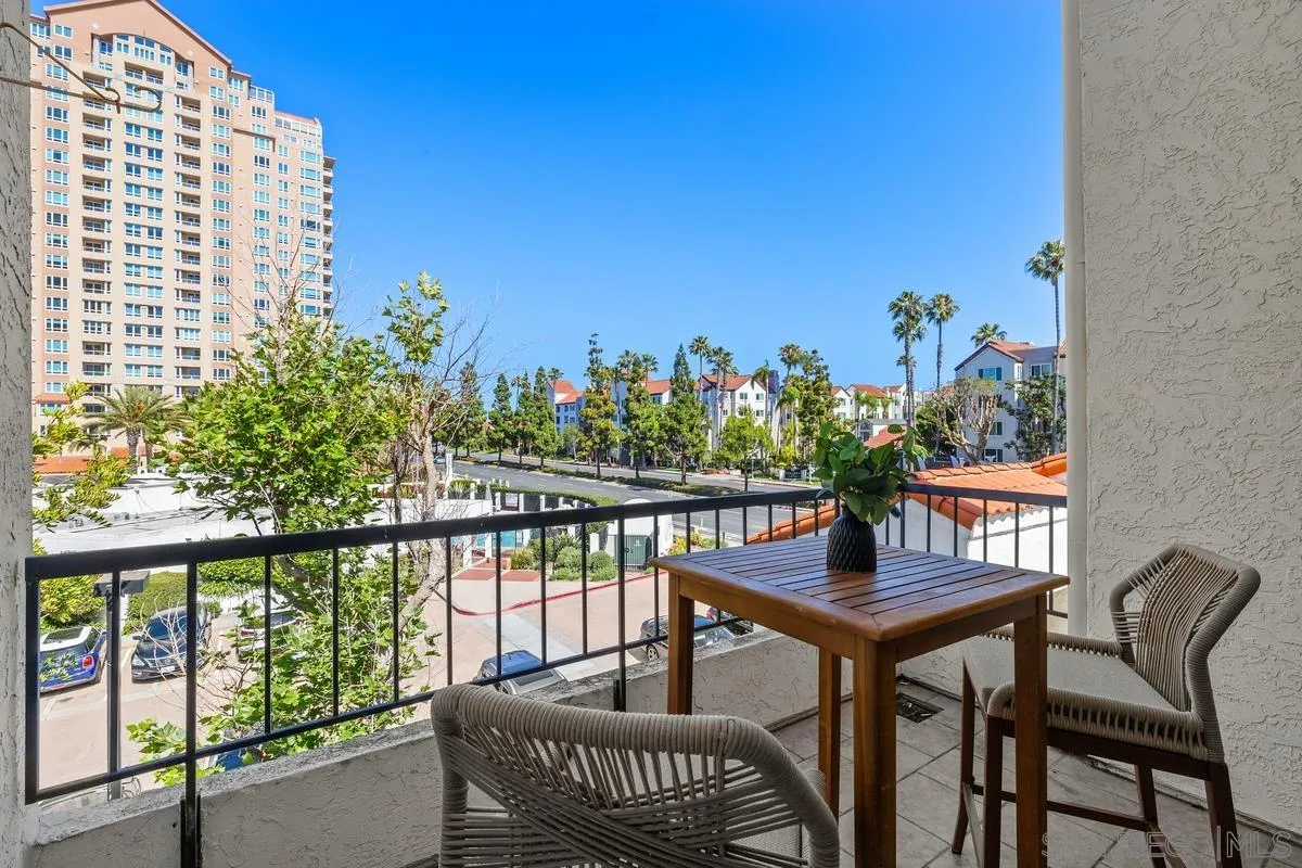3525 Lebon Dr. Unit 302