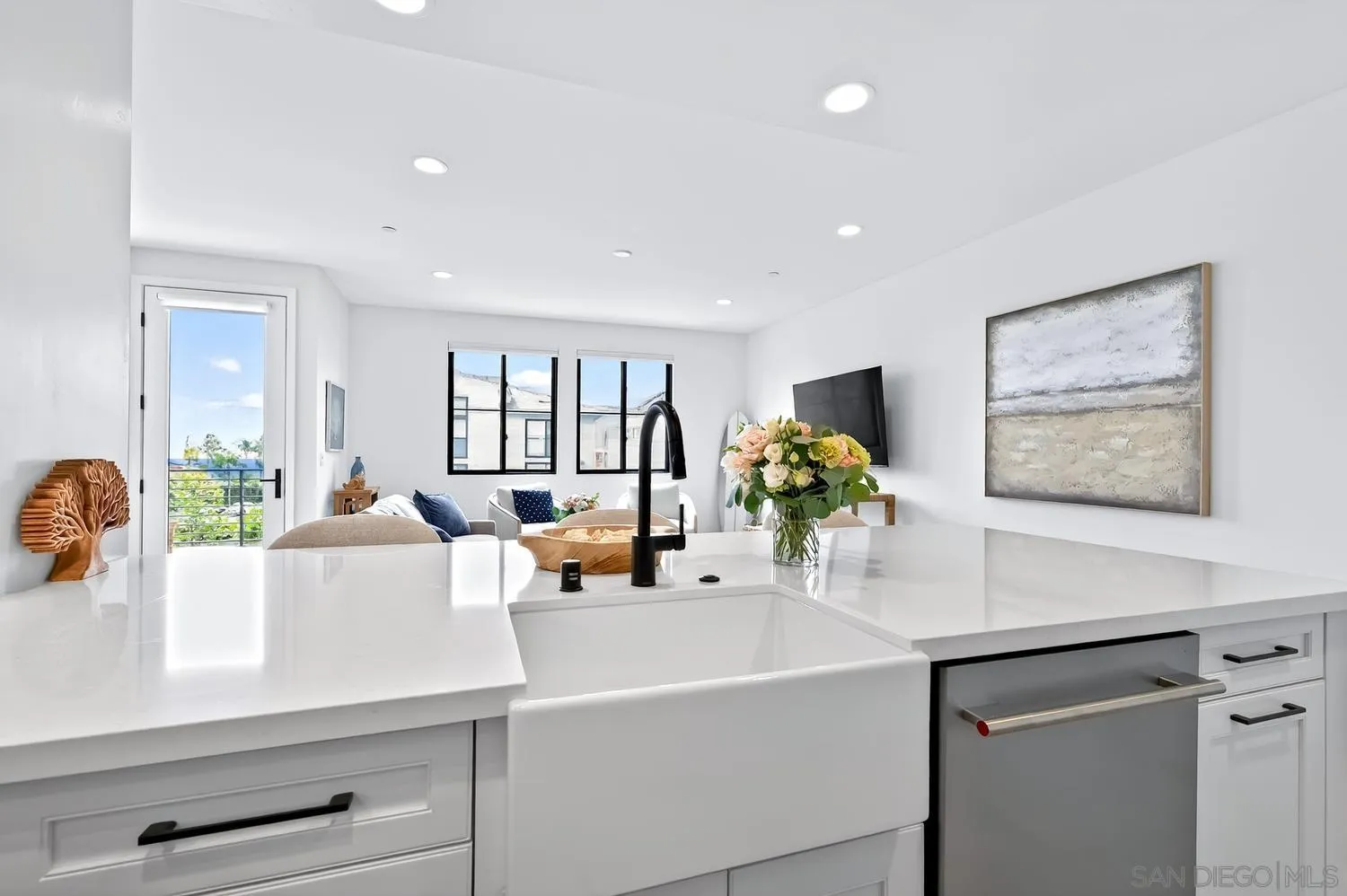 1101 Catania Ct Unit 201