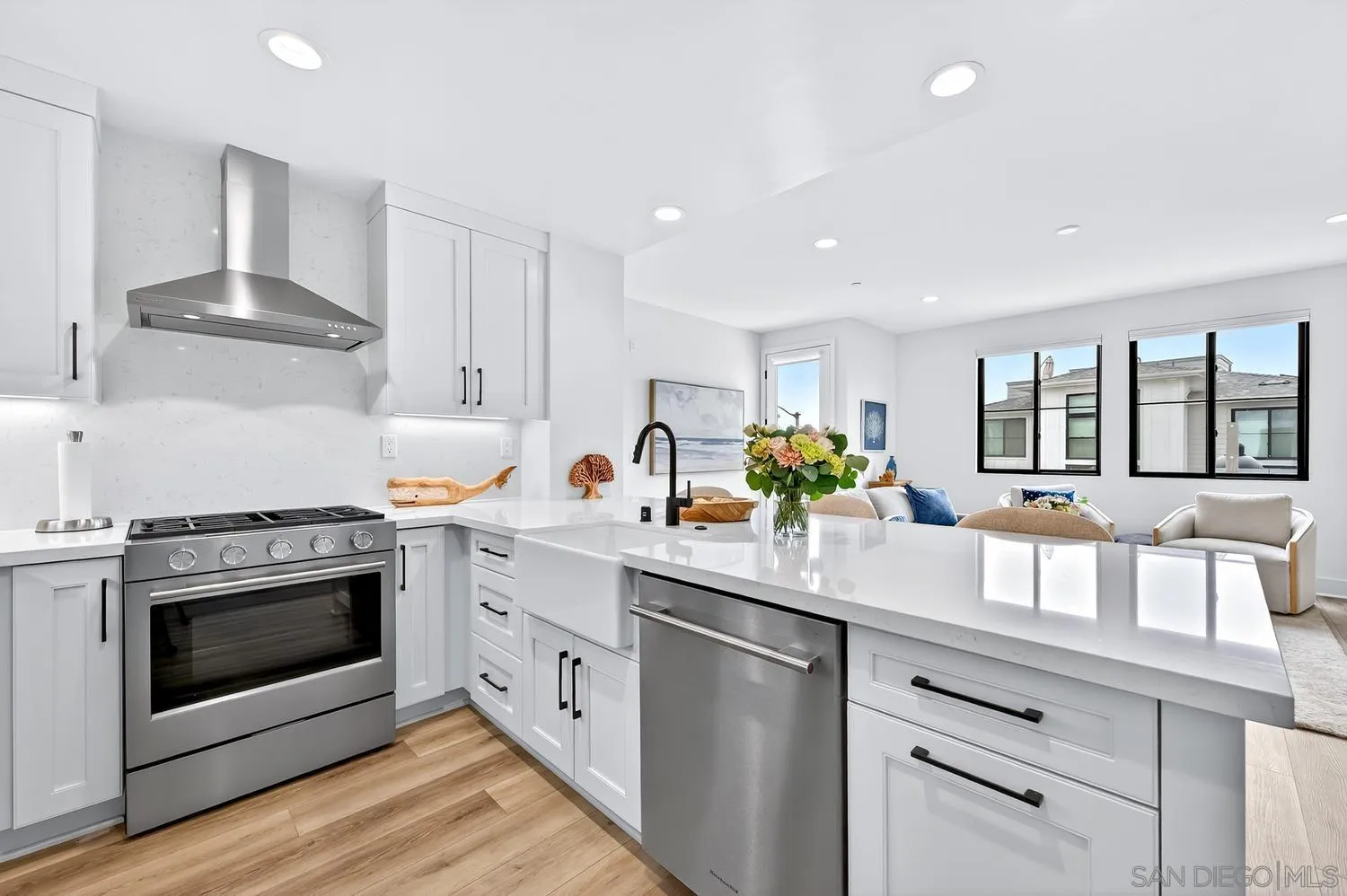 1101 Catania Ct Unit 201