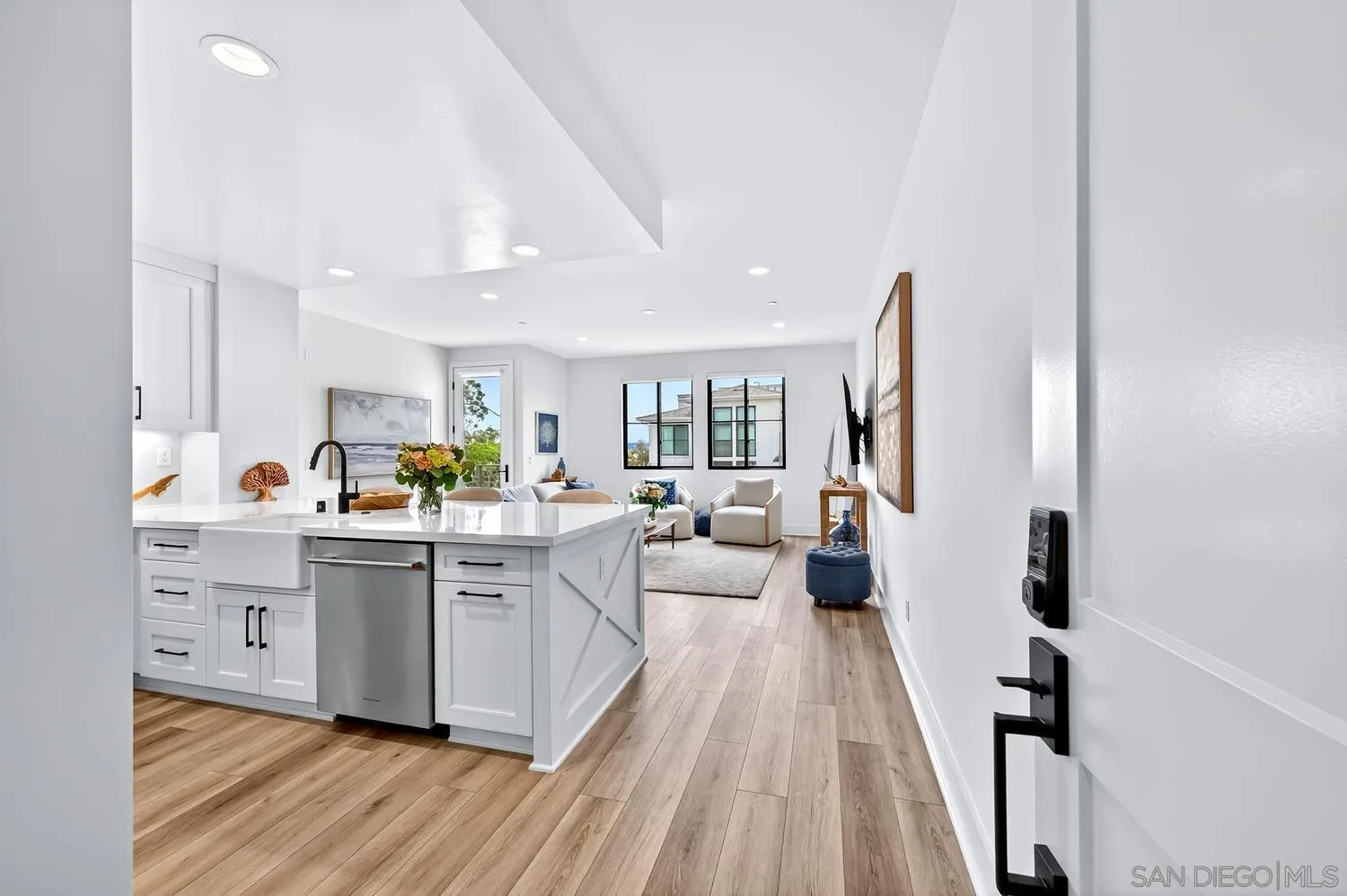 1101 Catania Ct Unit 201
