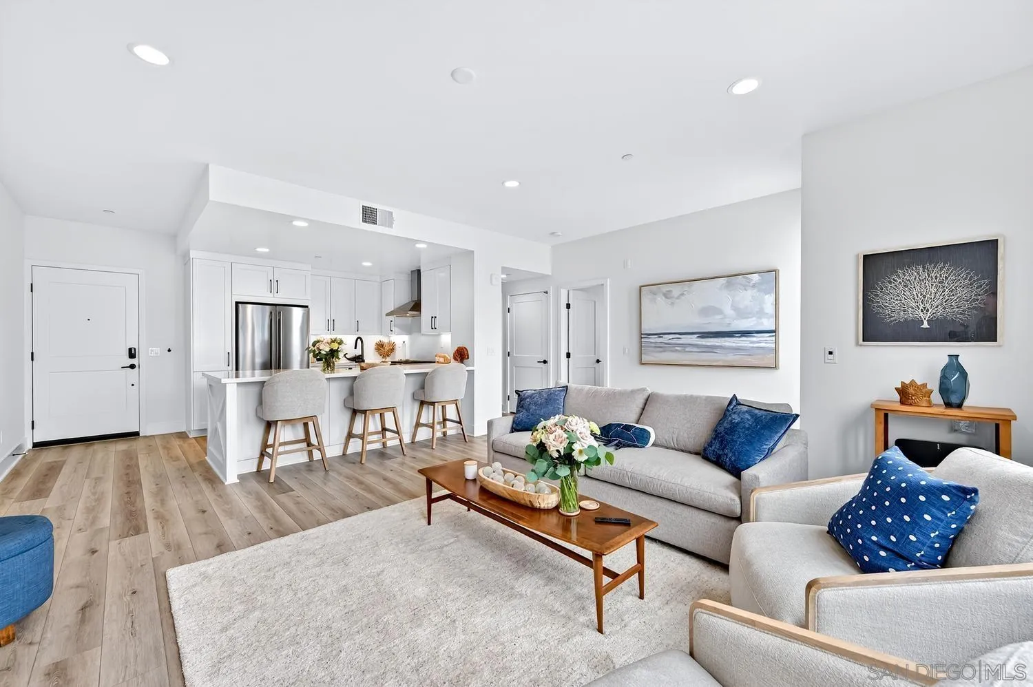 1101 Catania Ct Unit 201