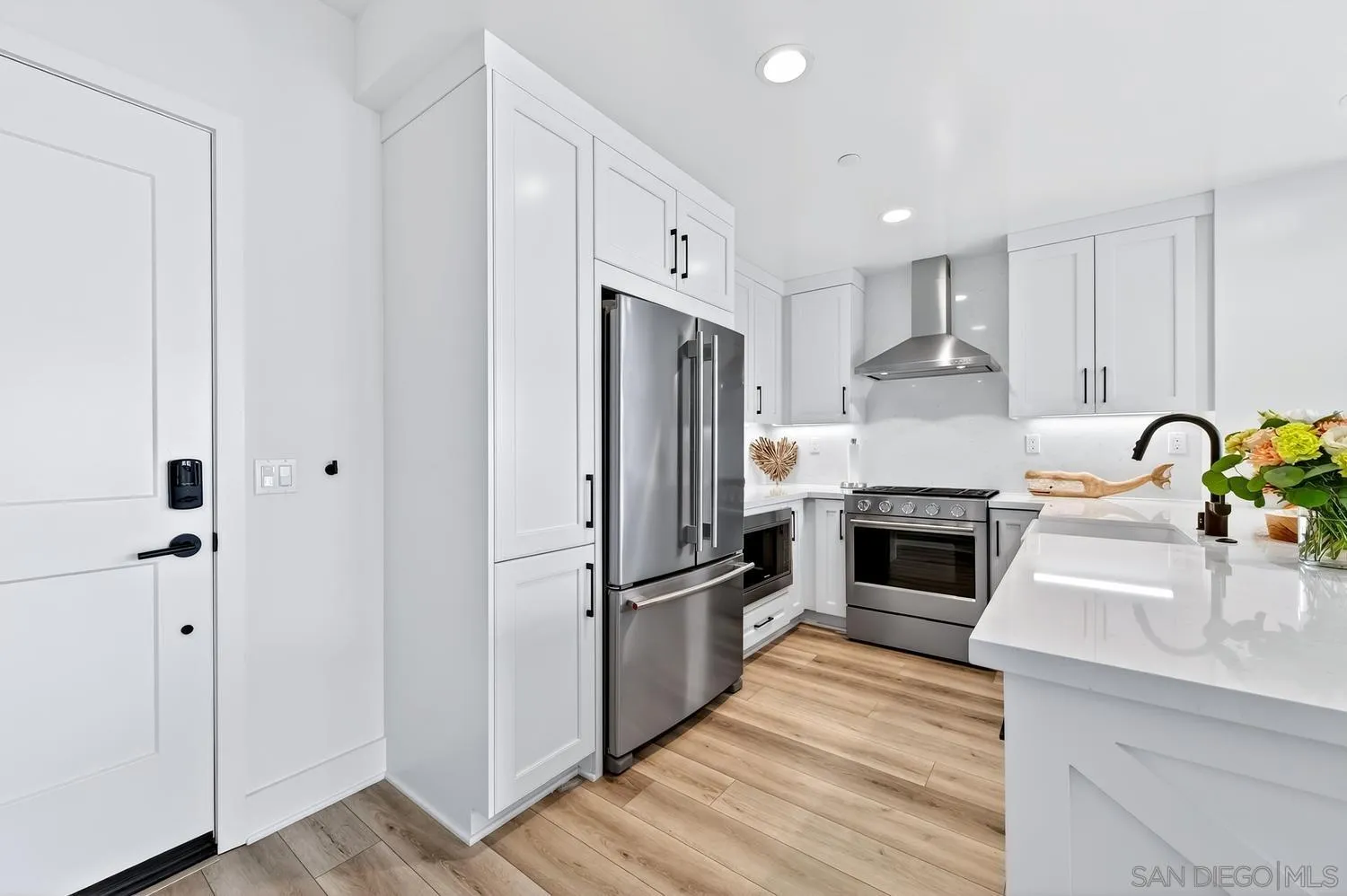 1101 Catania Ct Unit 201