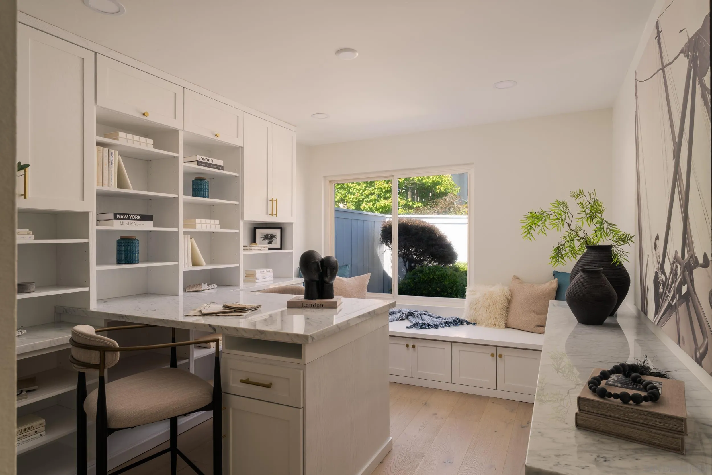 2206 Place Monaco