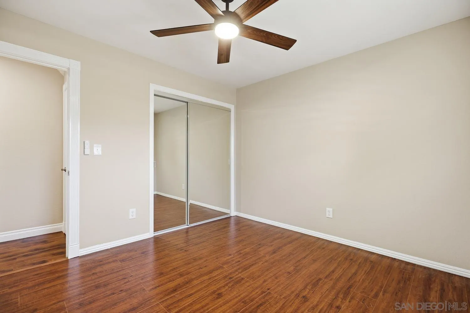 10325 Avenida Magnifica