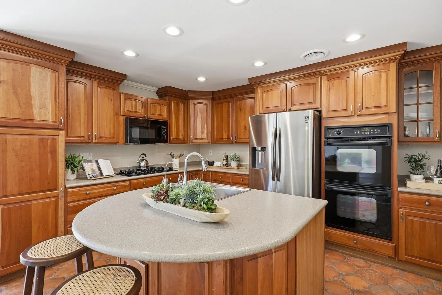 10325 Avenida Magnifica