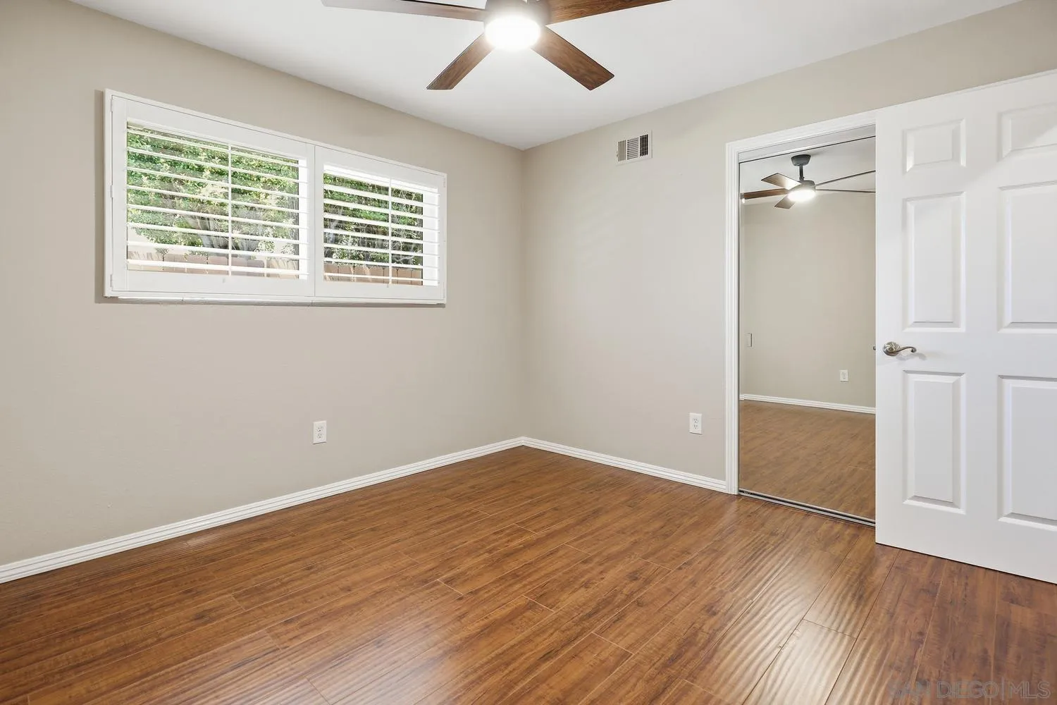 10325 Avenida Magnifica