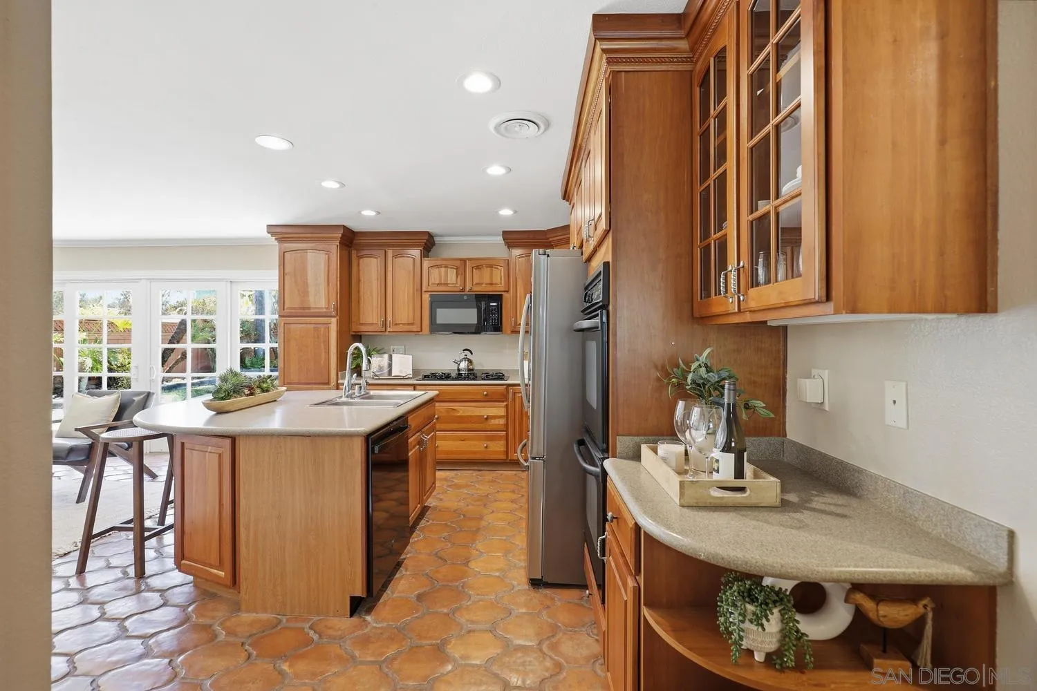 10325 Avenida Magnifica
