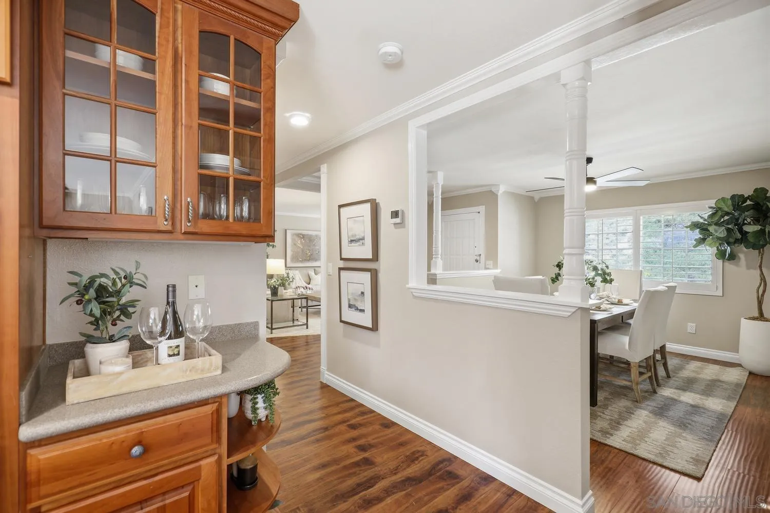 10325 Avenida Magnifica