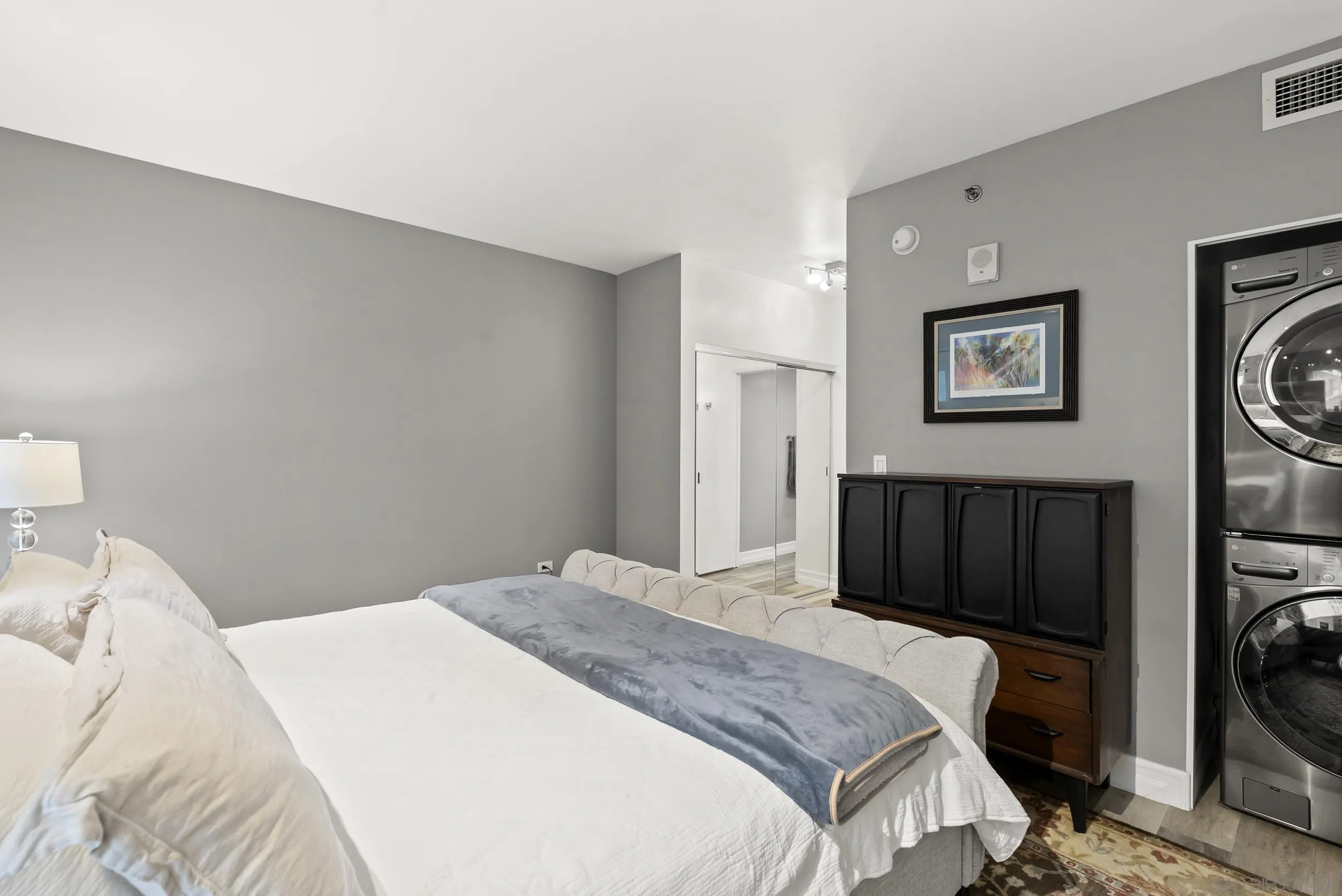 425 W Beech St. Unit 336