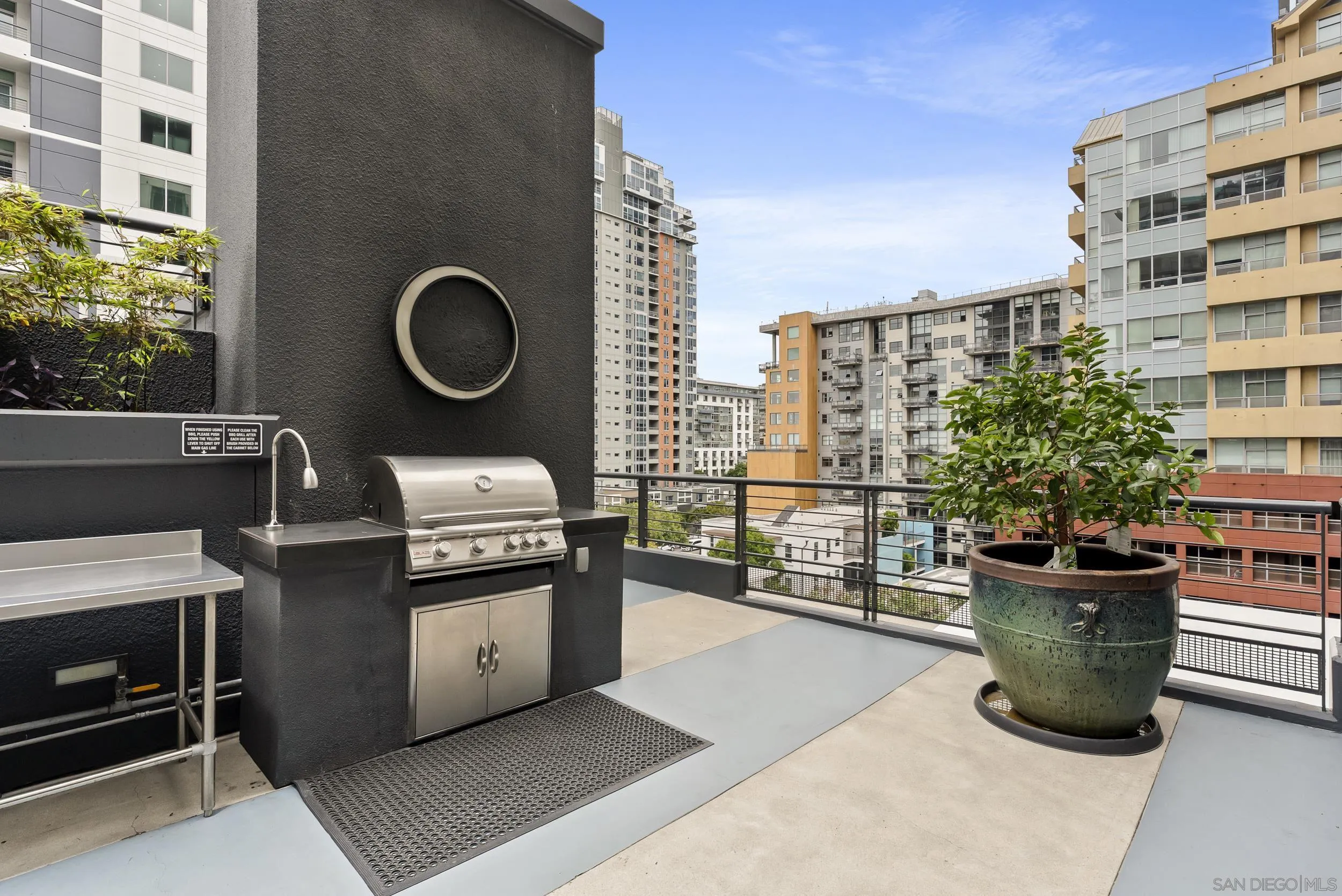 425 W Beech St. Unit 336