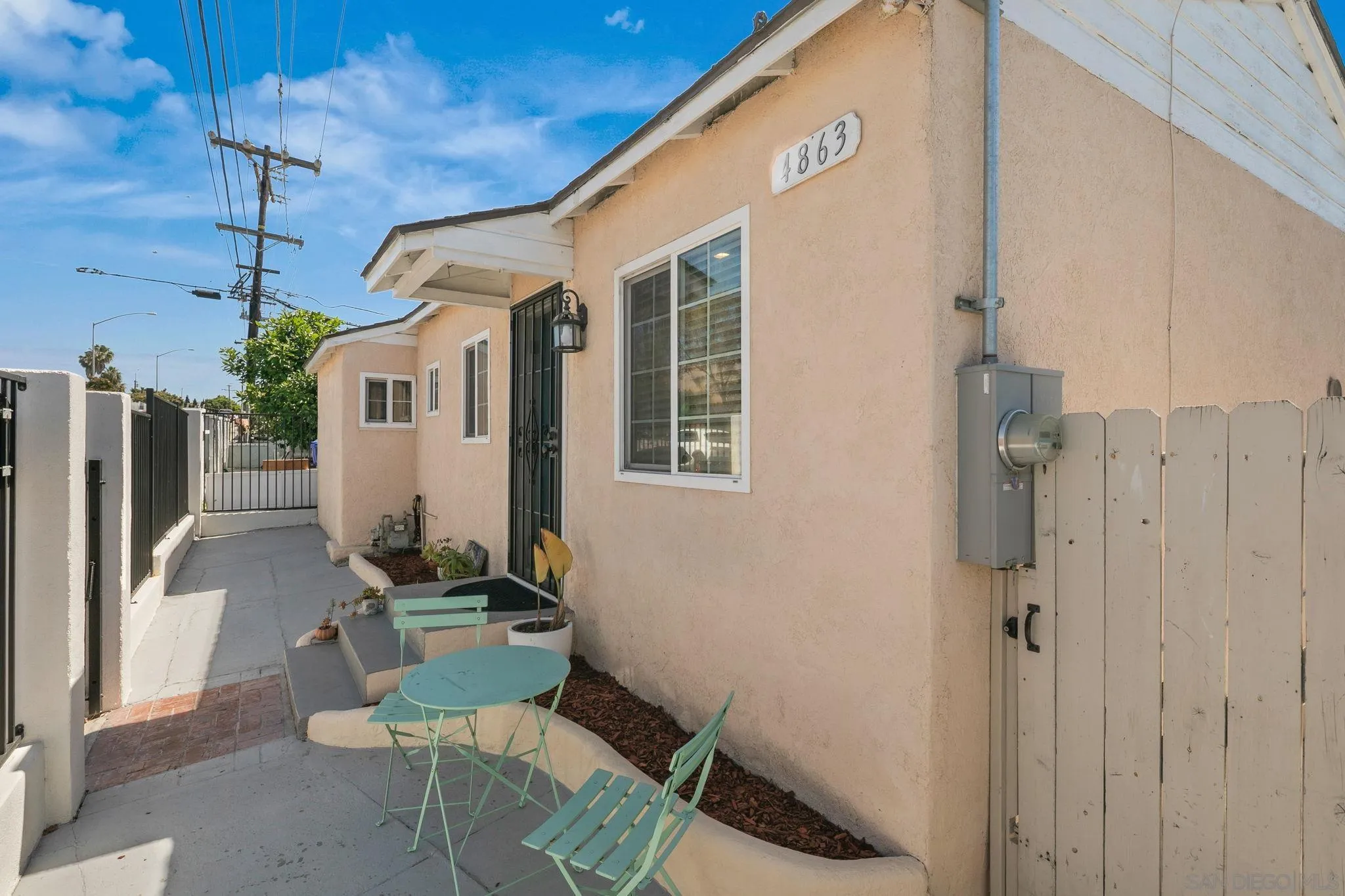 4863 Polk Ave.