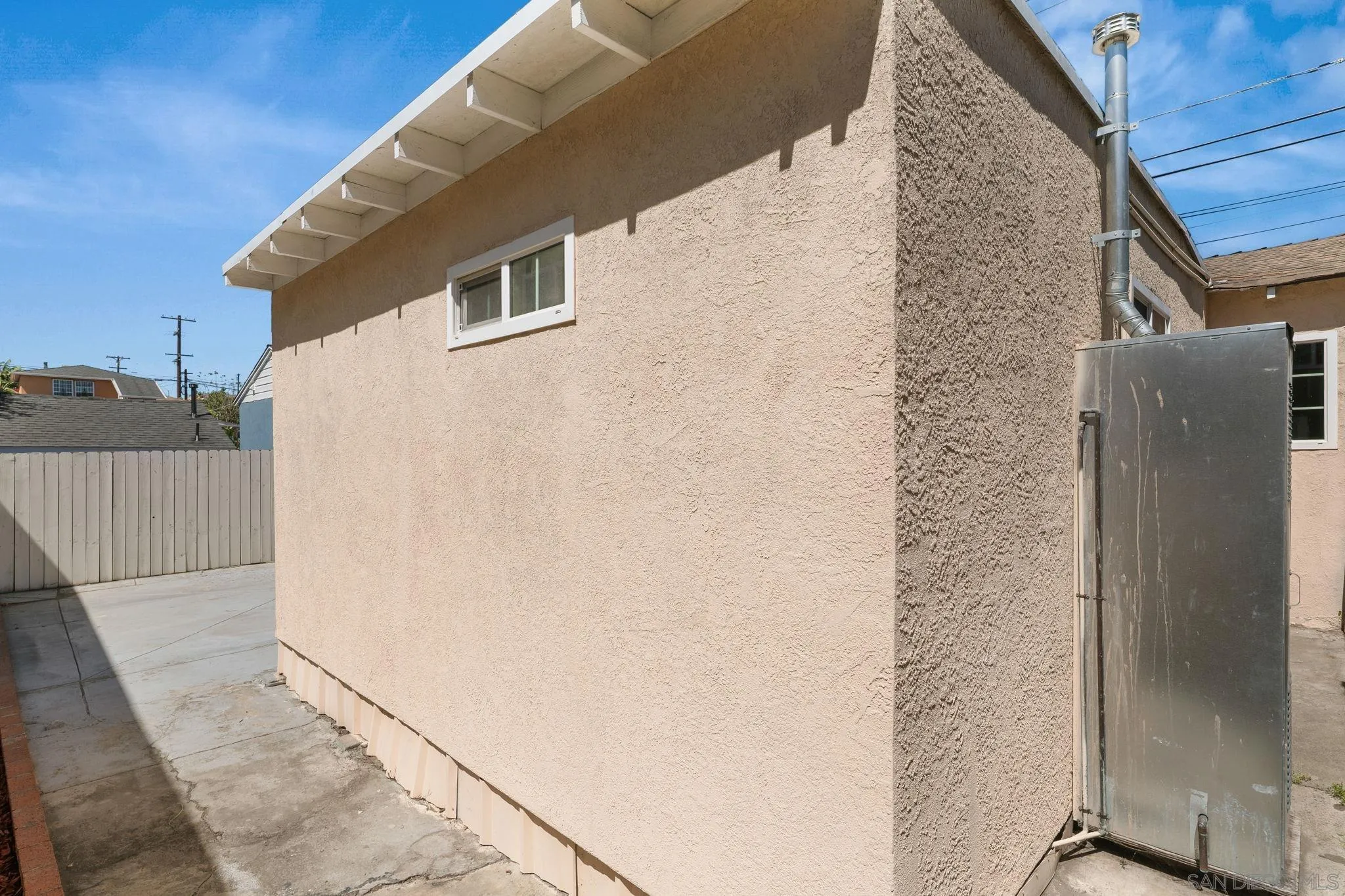4863 Polk Ave.