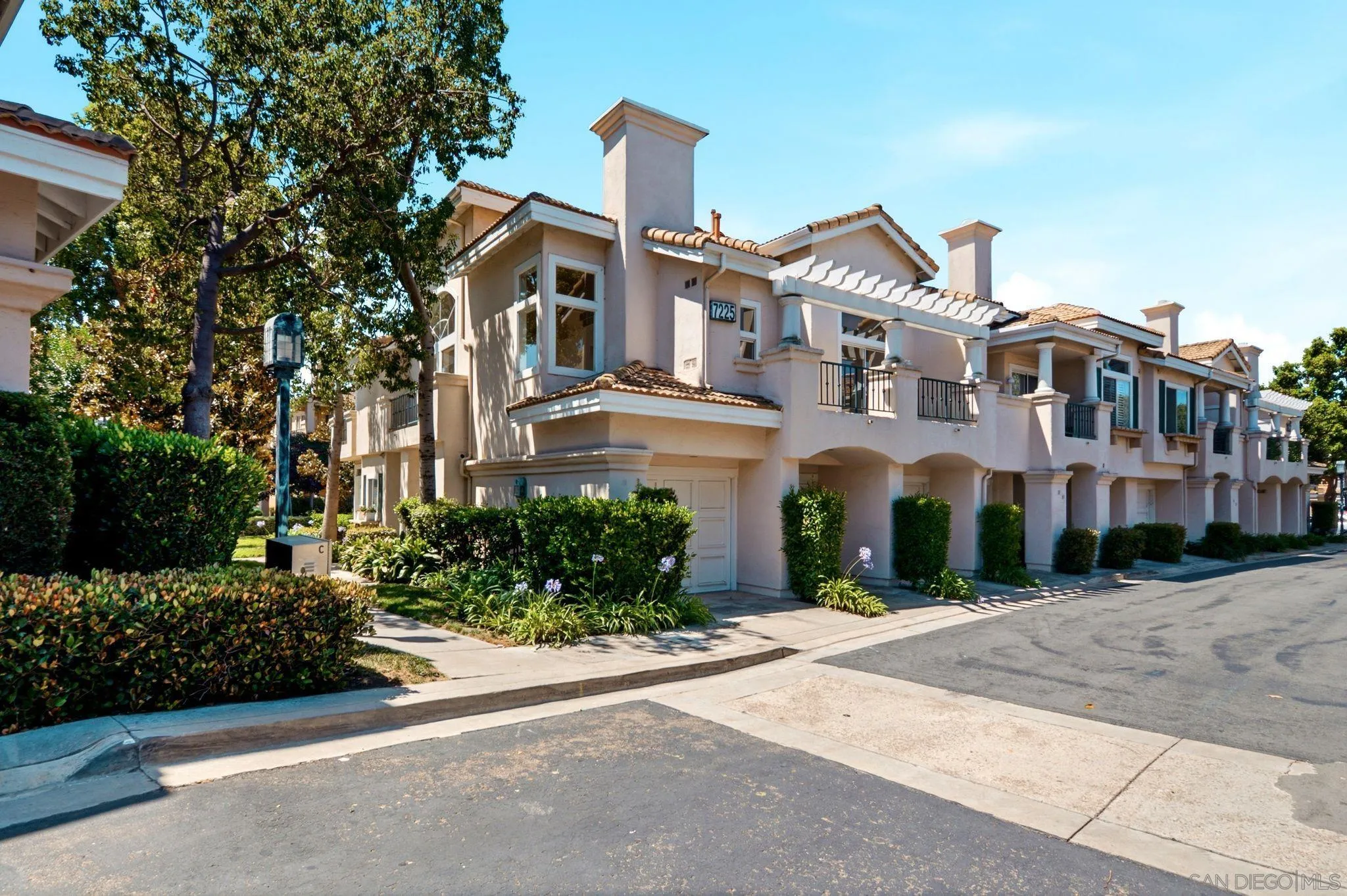 7225 Calabria Ct Unit 92