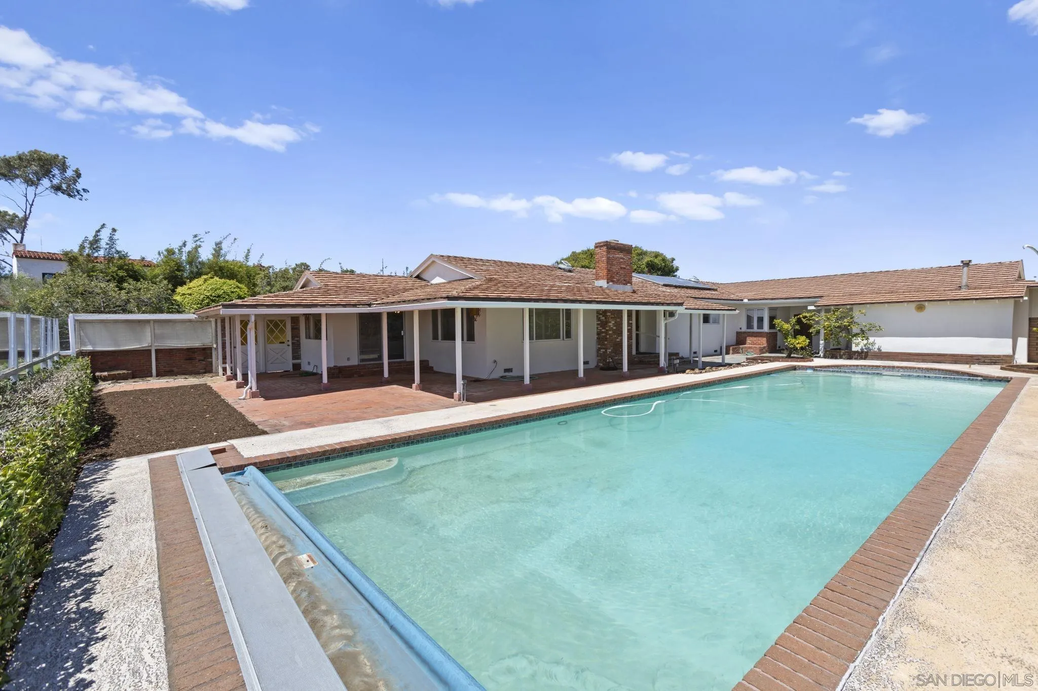 6432 Cardeno Dr
