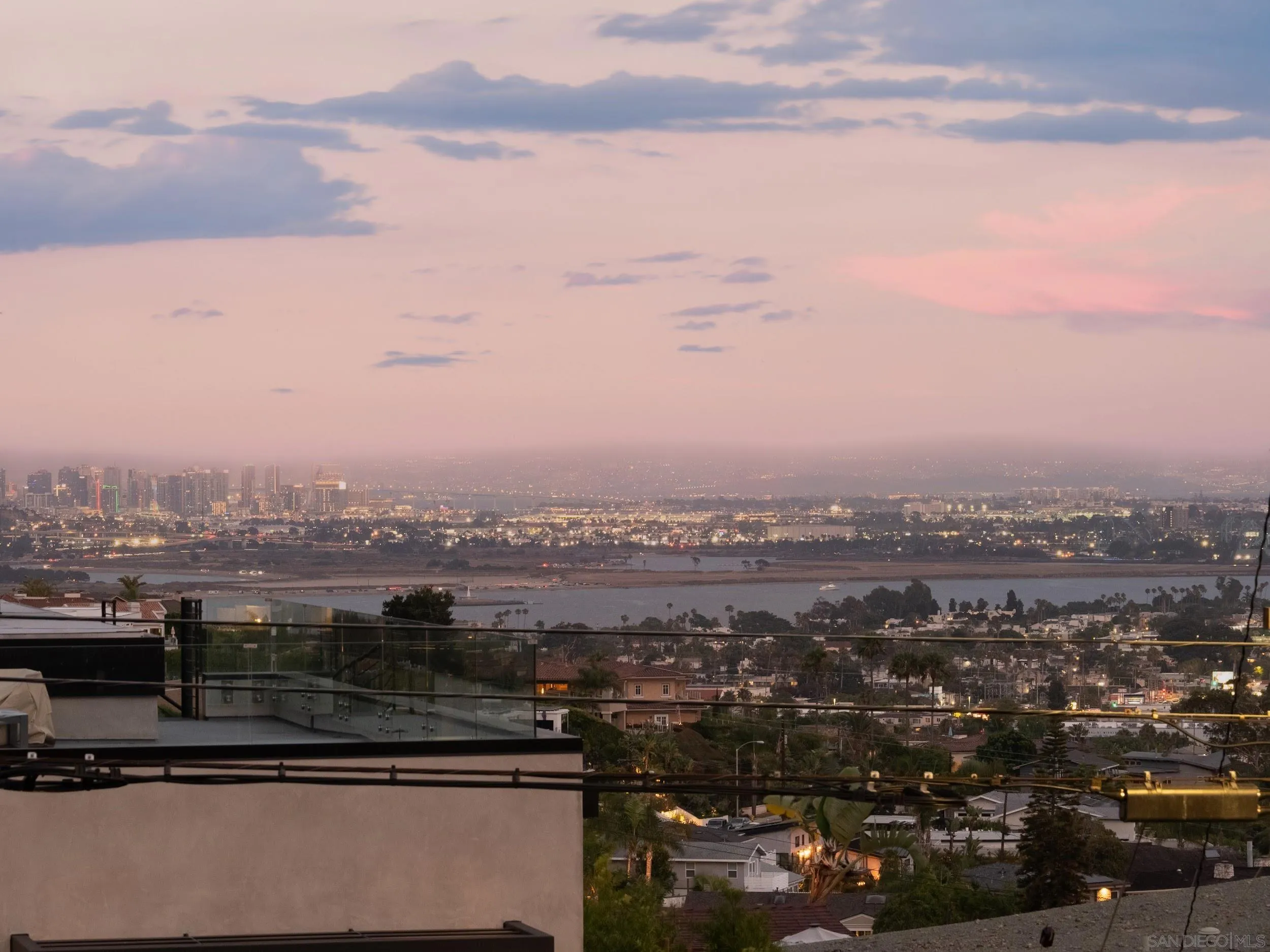 5414 Castle Hills