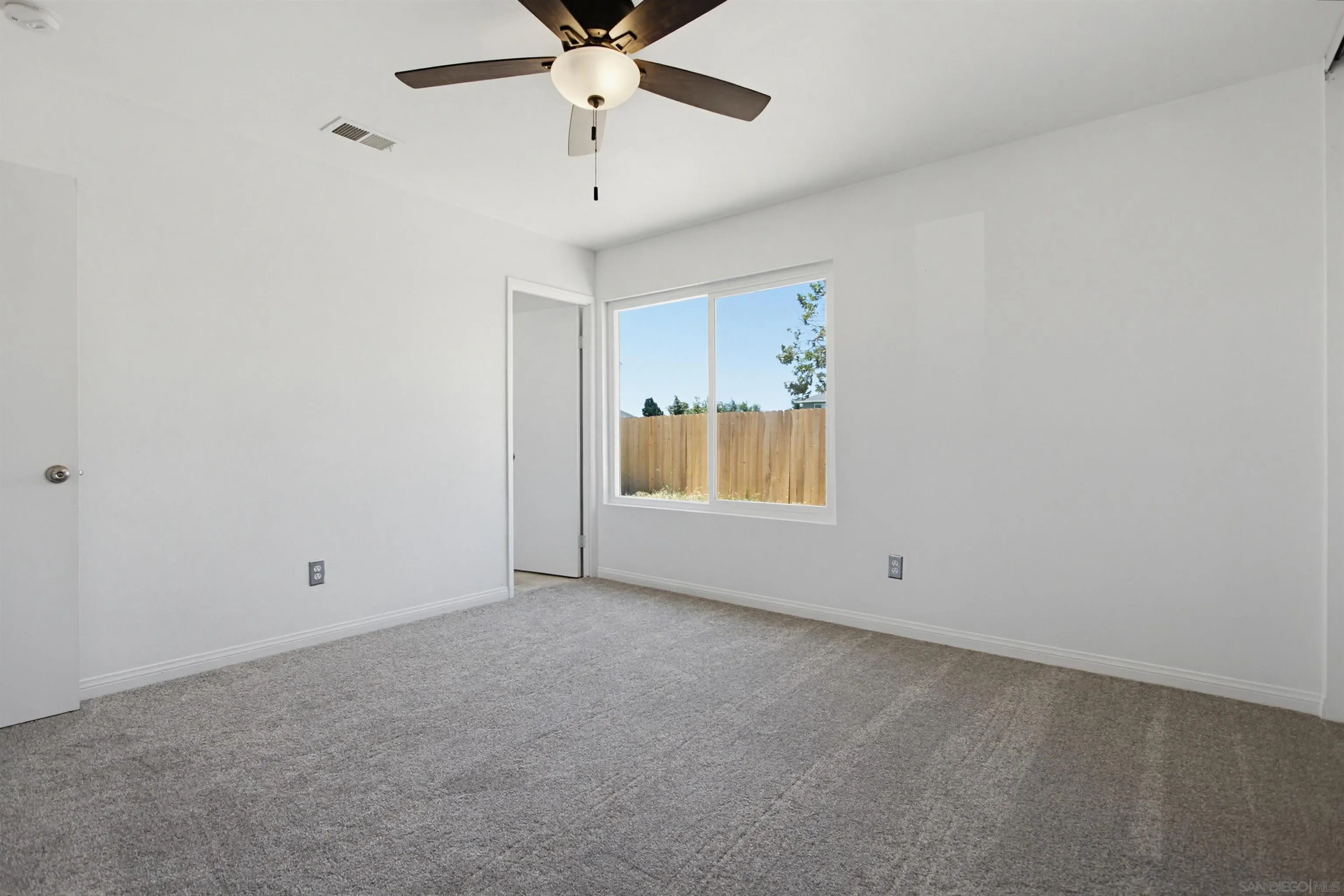 1261 Conway Dr