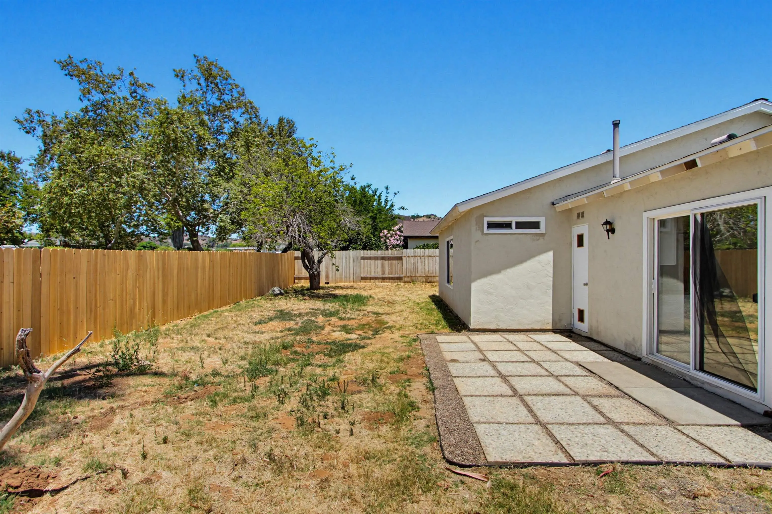 1261 Conway Dr