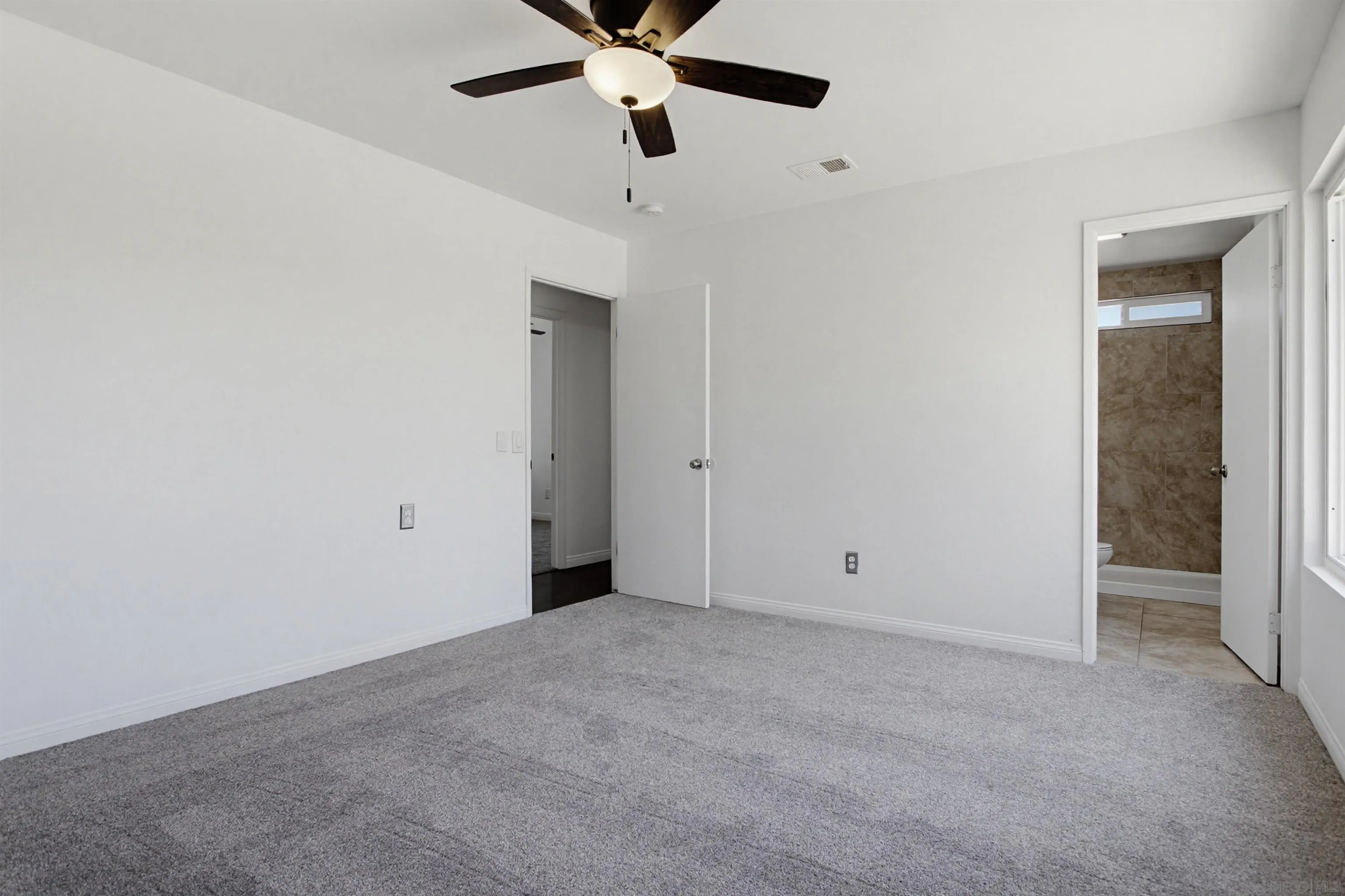 1261 Conway Dr