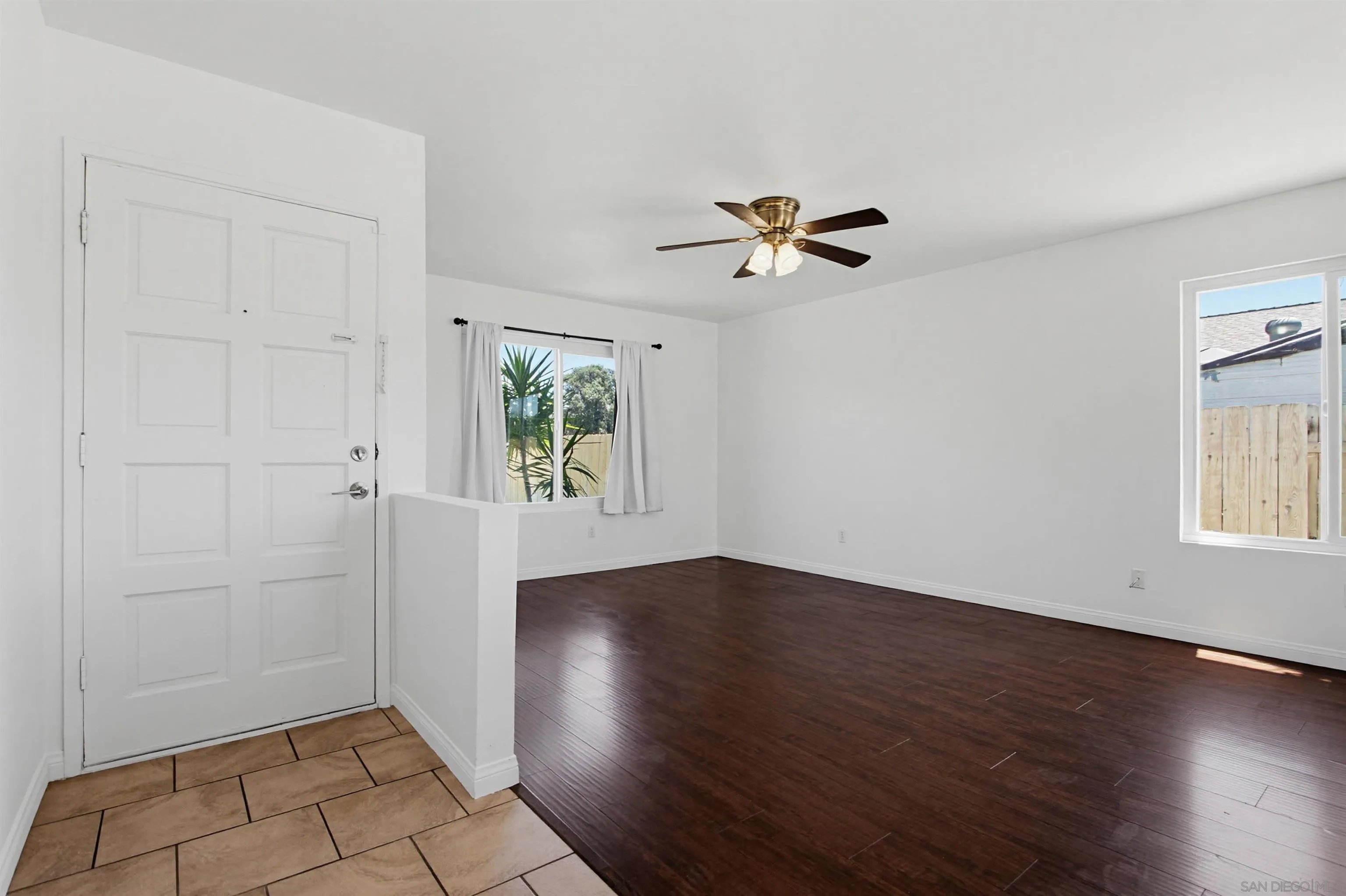 1261 Conway Dr