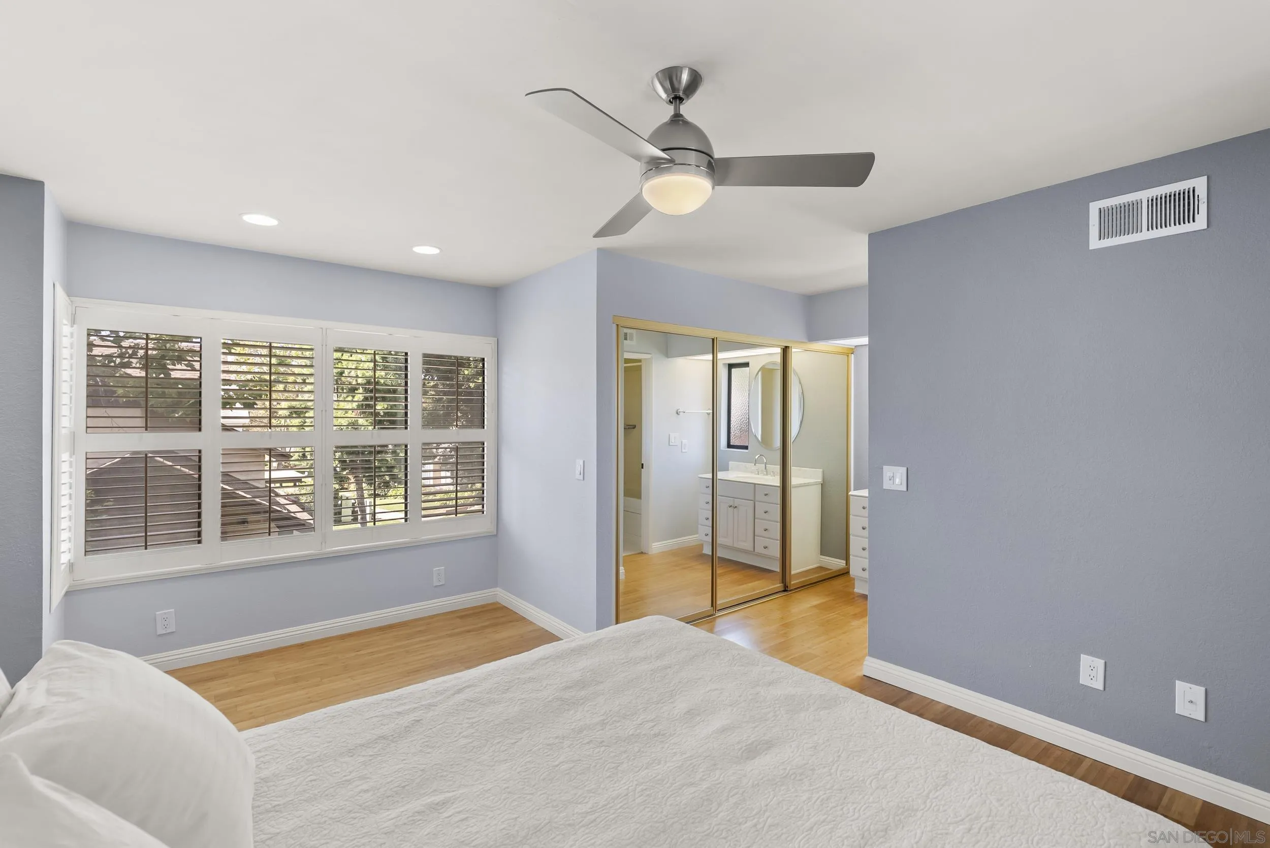 8373 Summerdale Rd Unit #b
