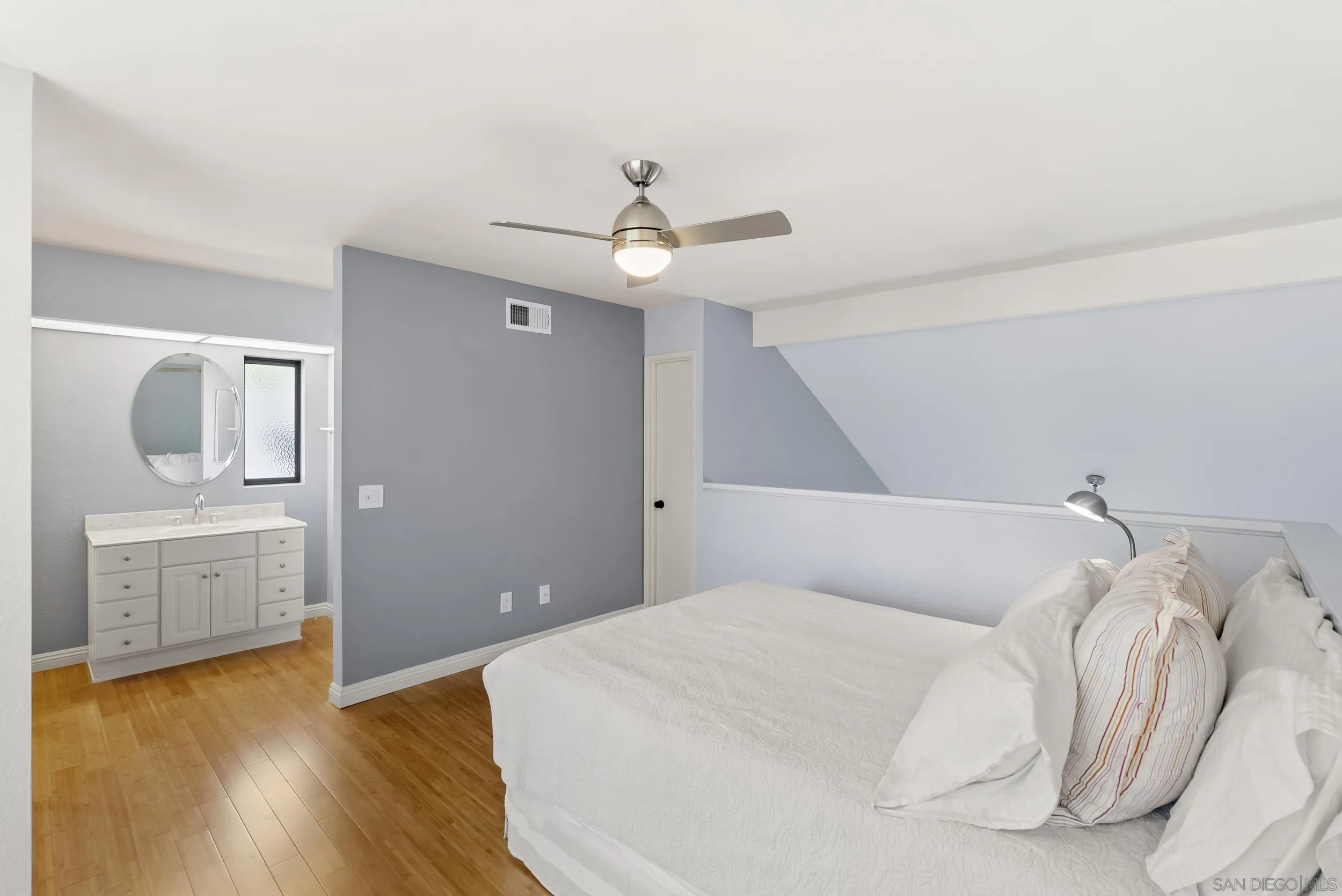 8373 Summerdale Rd Unit #b