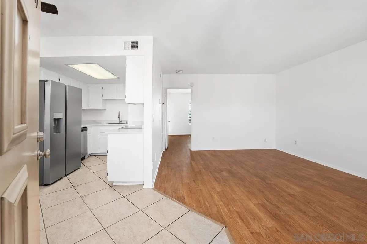 4240 Menlo Unit 19