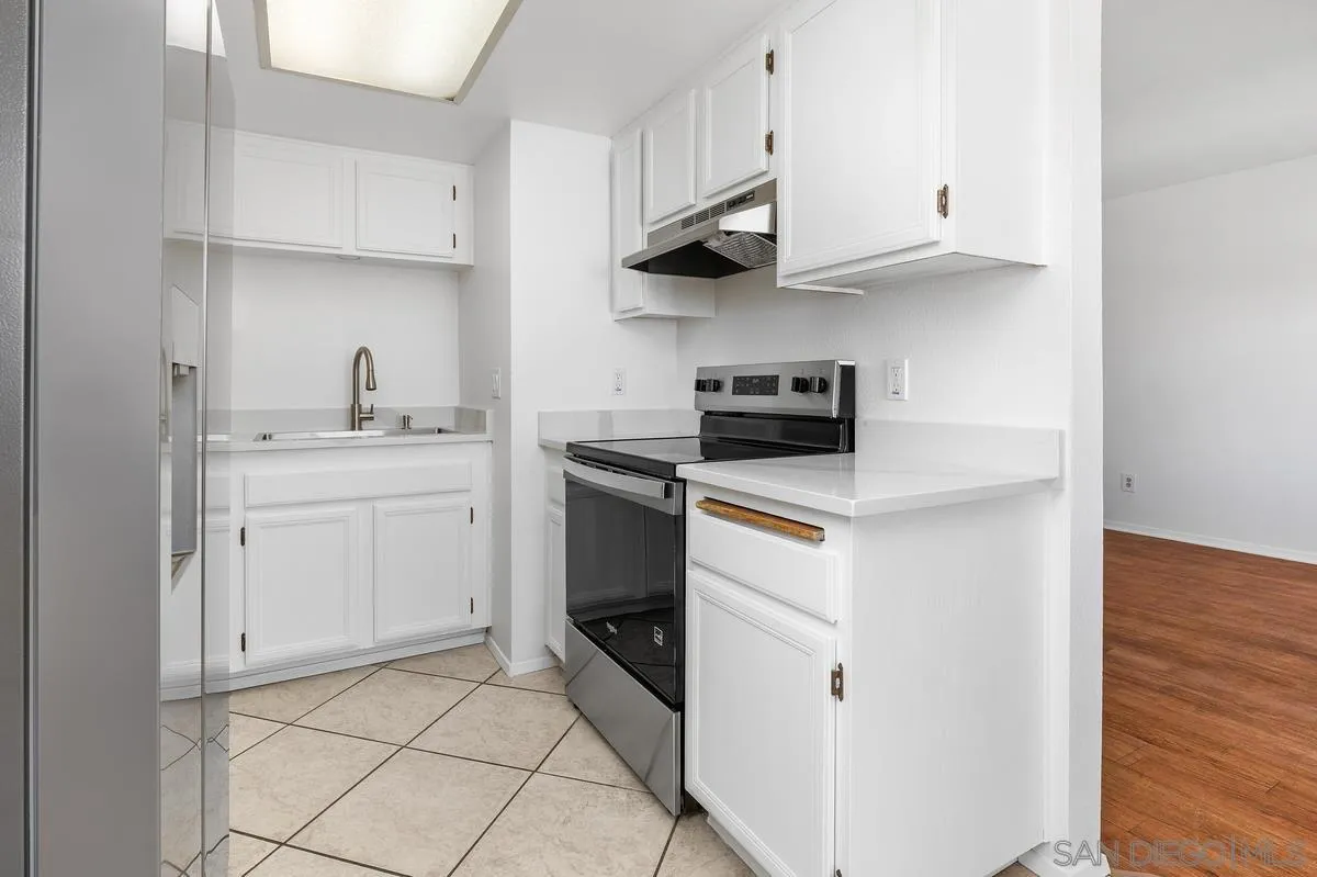 4240 Menlo Unit 19