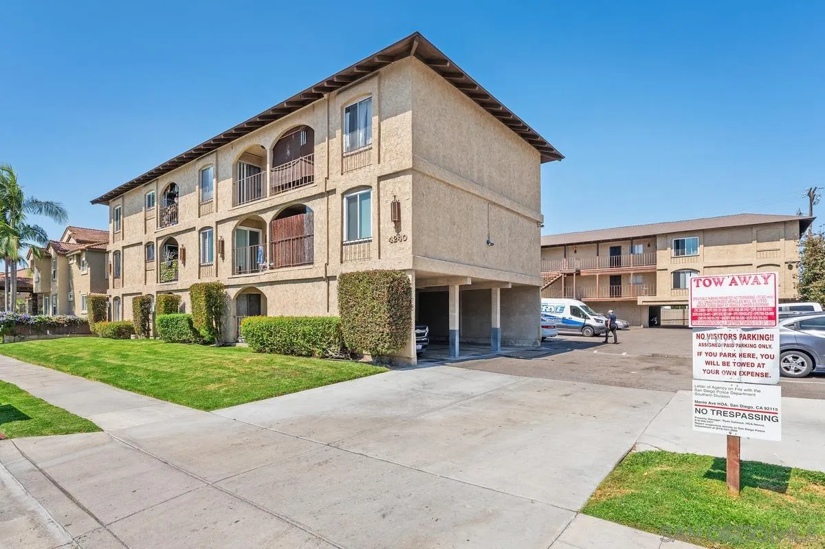 4240 Menlo Unit 19