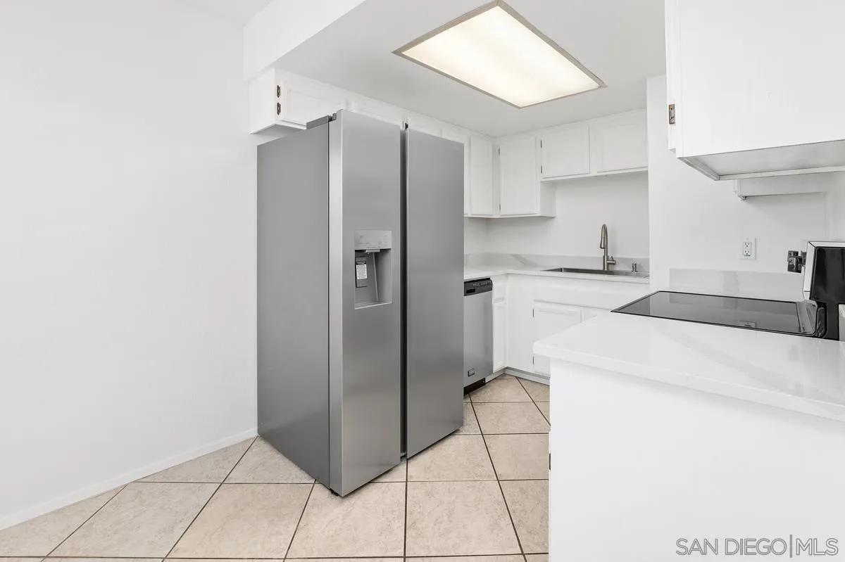 4240 Menlo Unit 19