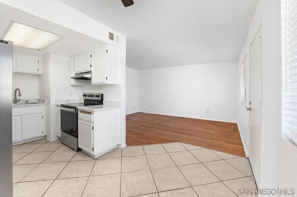 4240 Menlo Unit 19