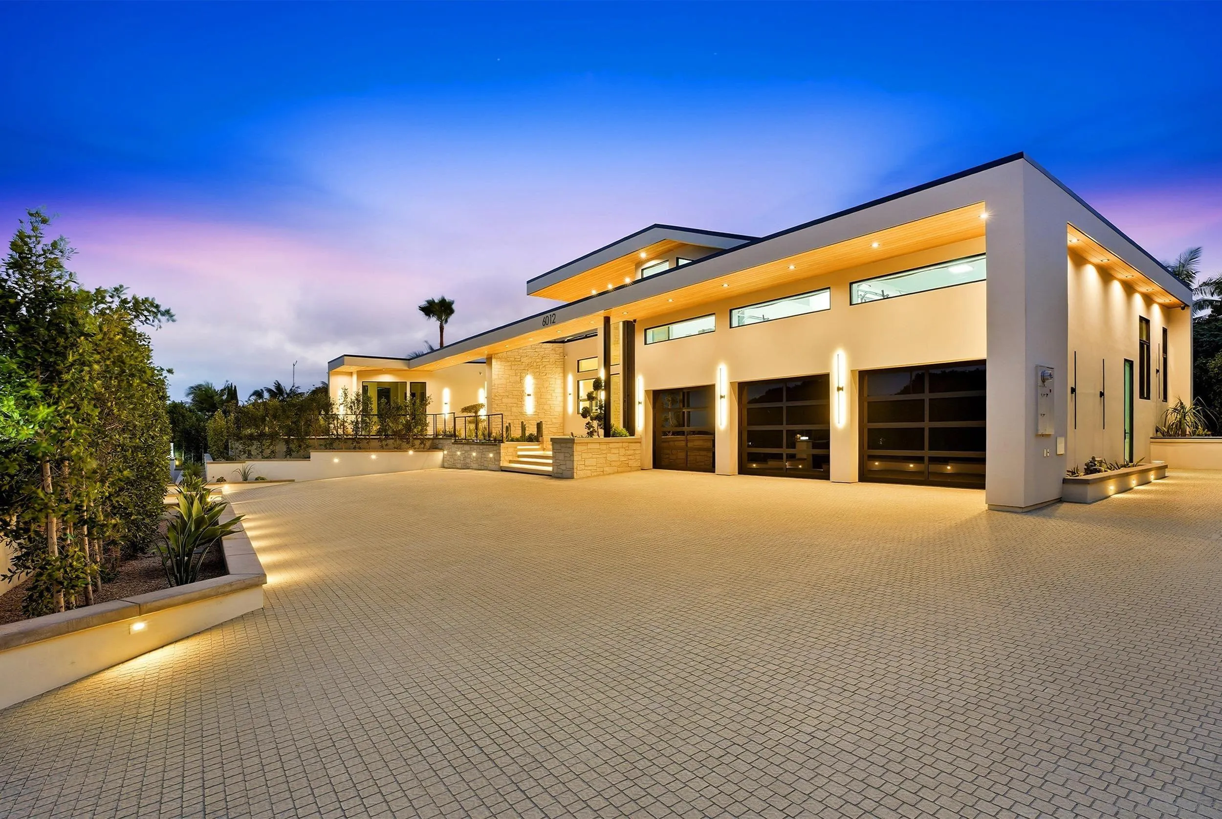 6012 La Jolla Mesa Dr