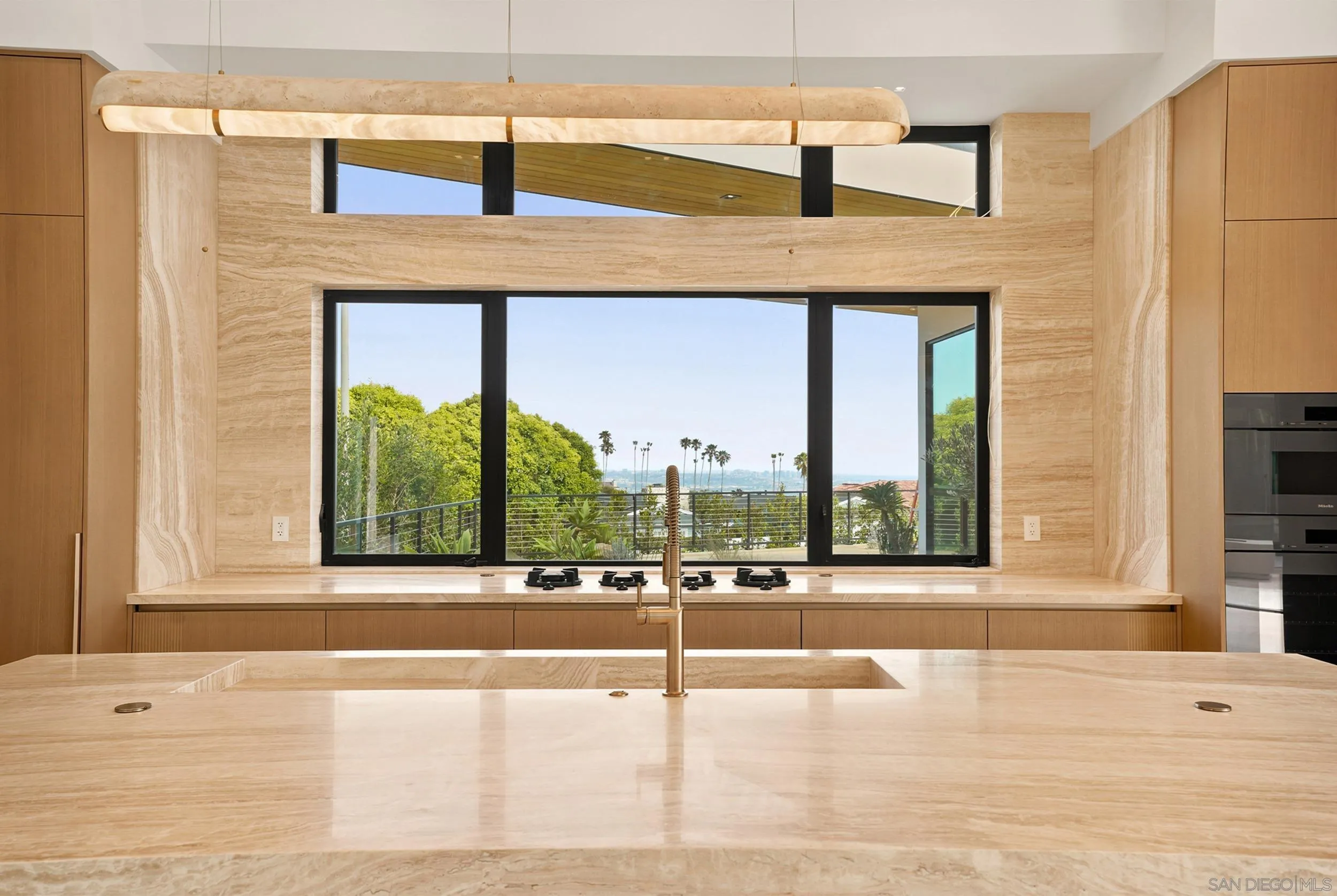 6012 La Jolla Mesa Dr